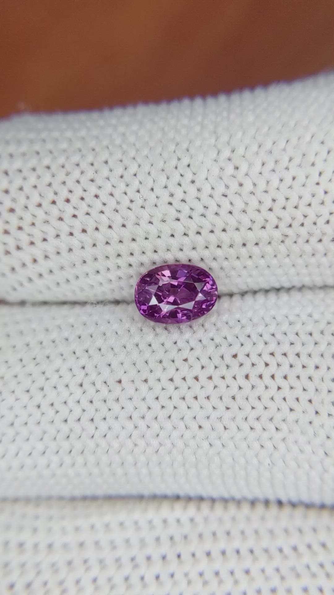 1.05 Ct. Pinkish Purple Sapphire from Ceylon (Sri Lanka) Size Video