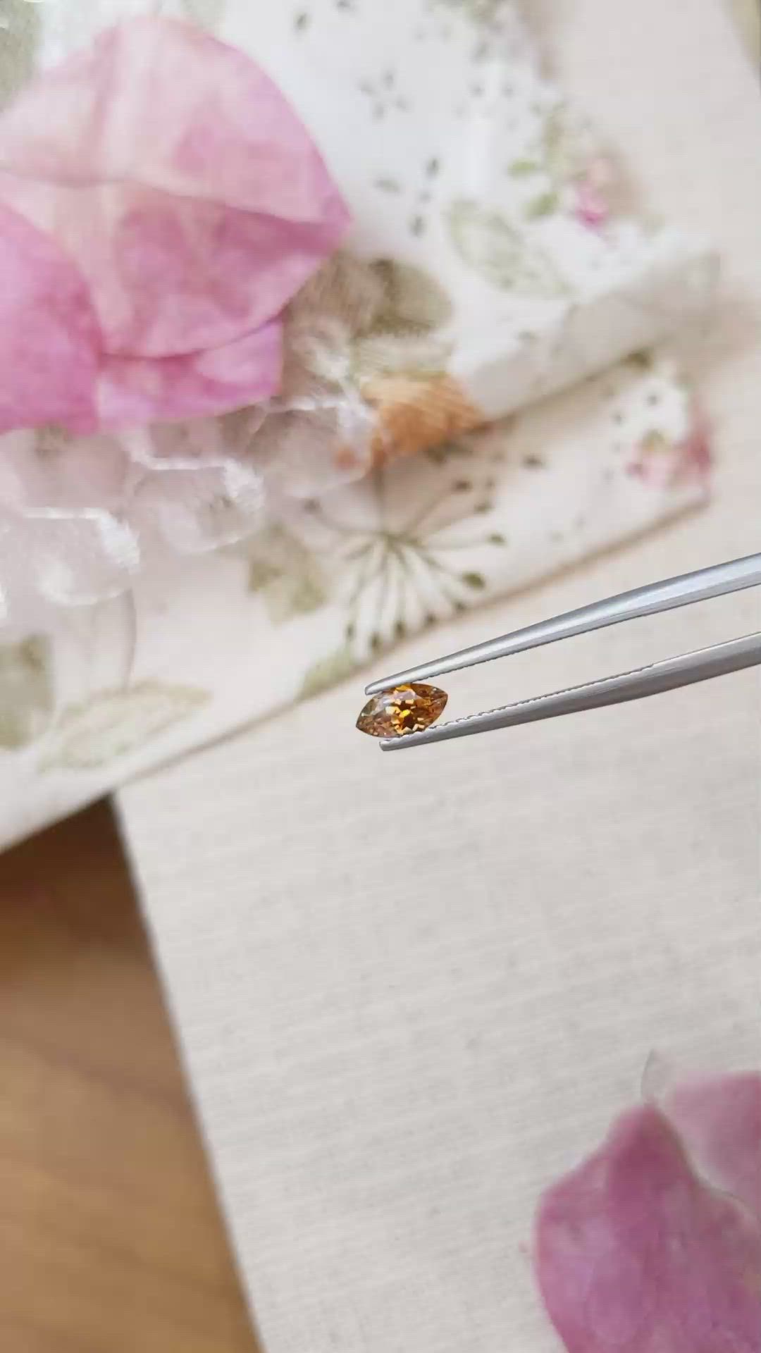 0.49 Ct. Bi Color Sapphire from Montana Size Video