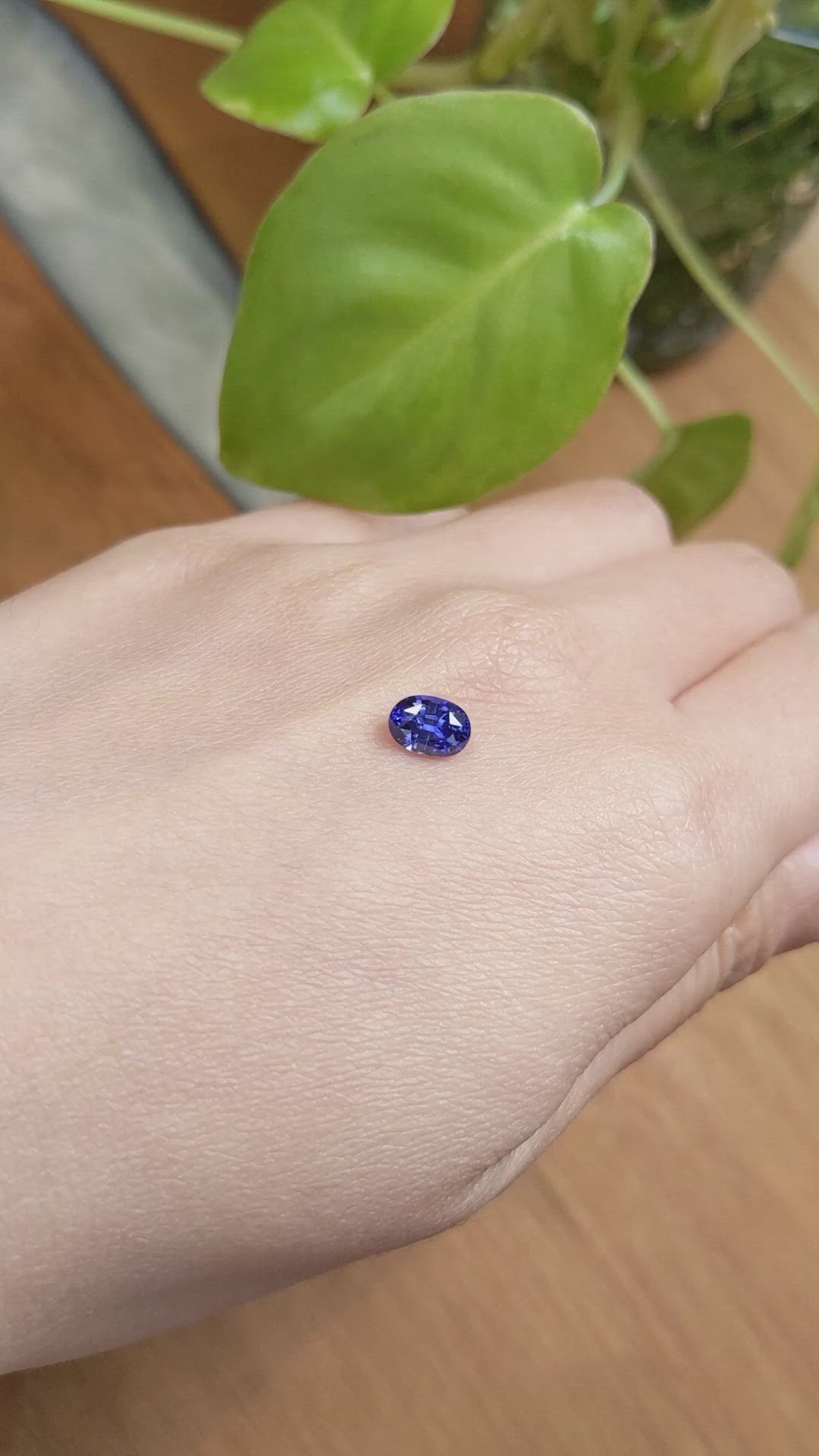 1.26 Ct. Blue Sapphire from Ceylon (Sri Lanka) Size Video