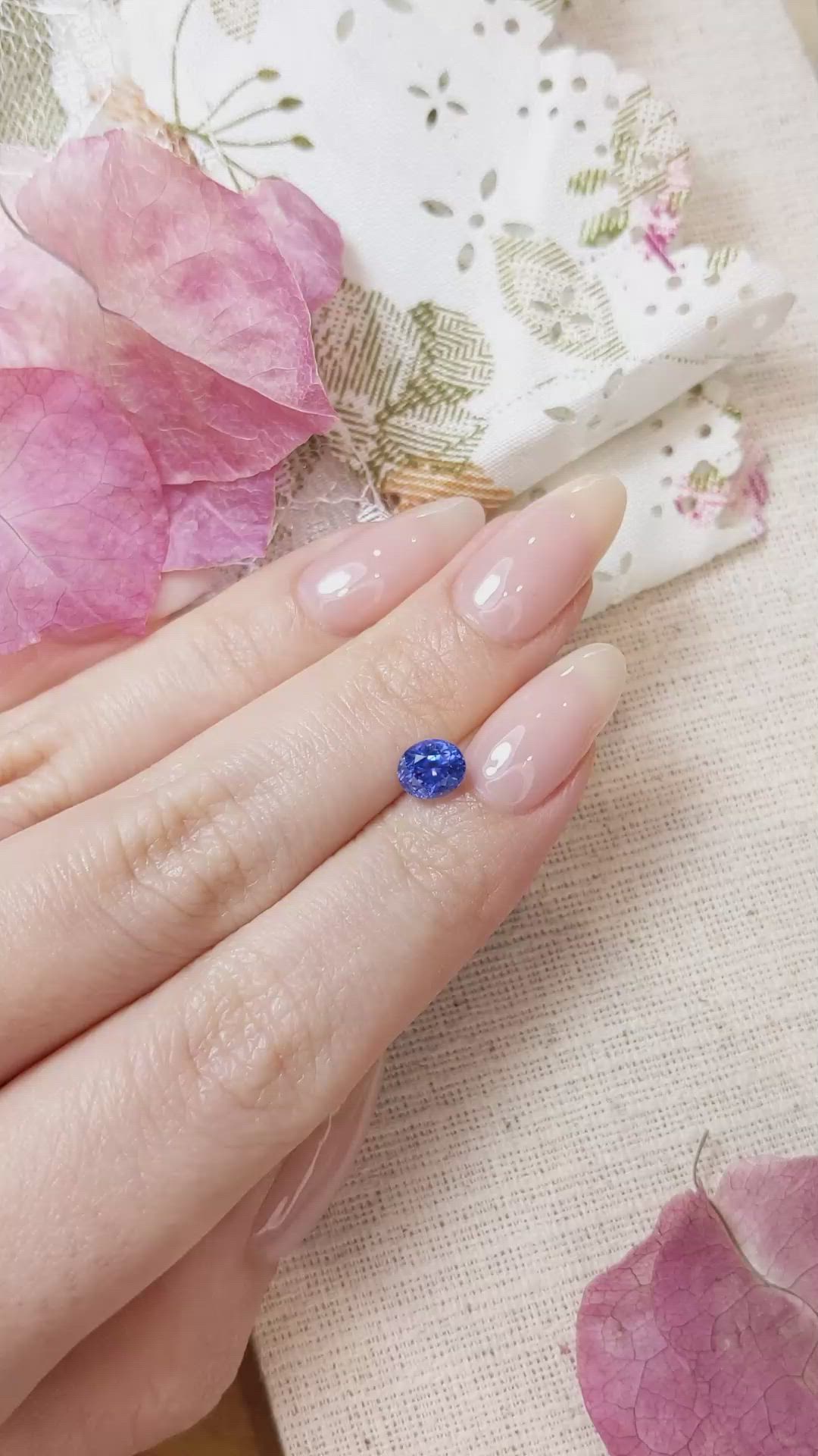 1.28 Ct. Blue Sapphire from Ceylon (Sri Lanka) Size Video