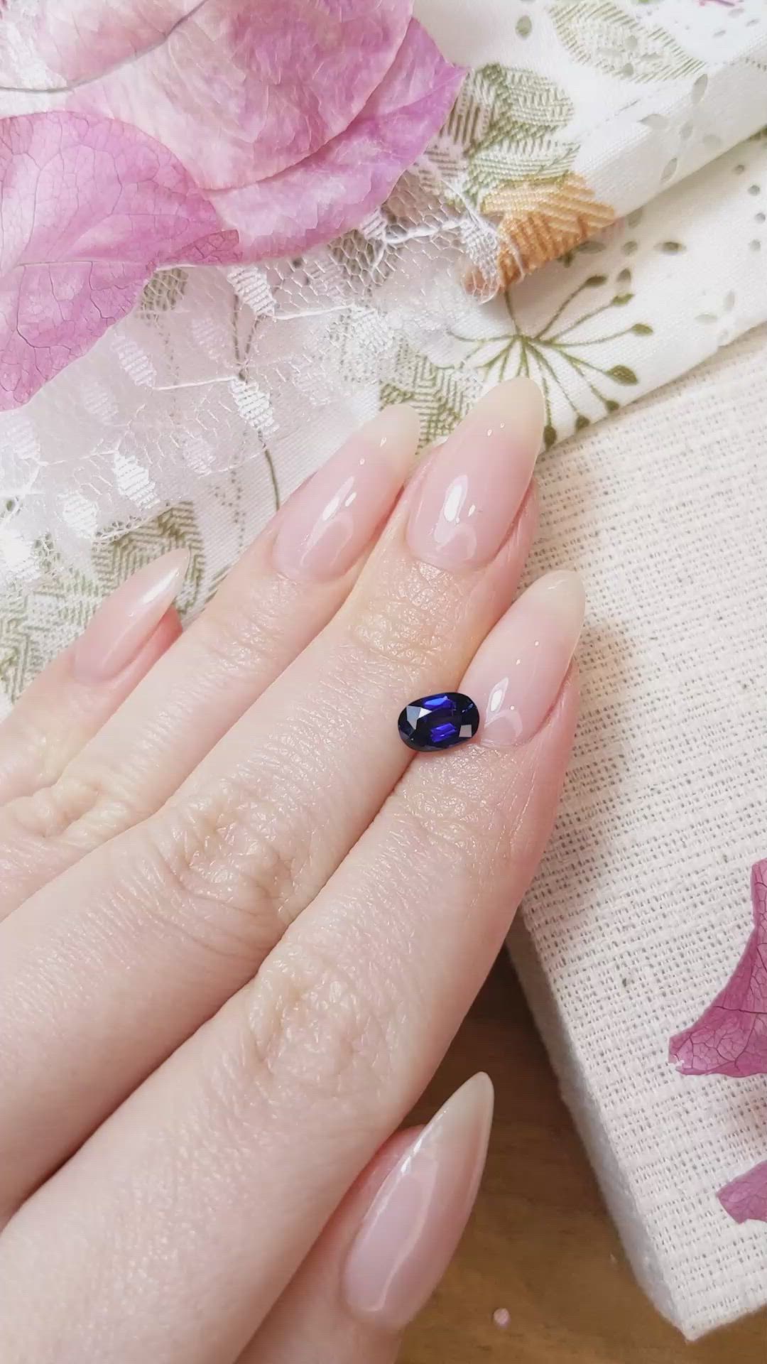 1.14 Ct. Blue Sapphire from Ceylon (Sri Lanka) Size Video