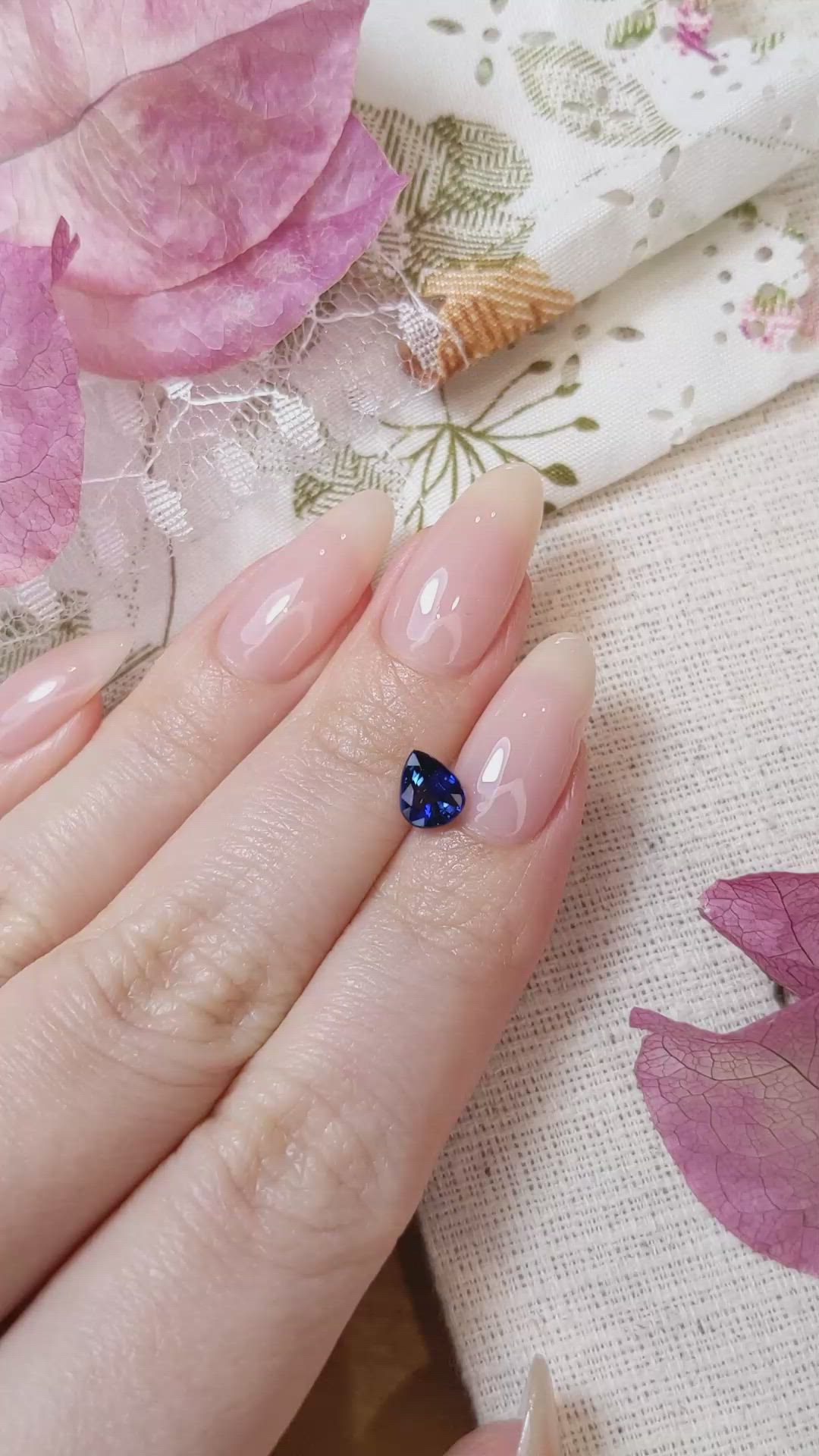 0.99 Ct. Blue Sapphire from Ceylon (Sri Lanka) Size Video