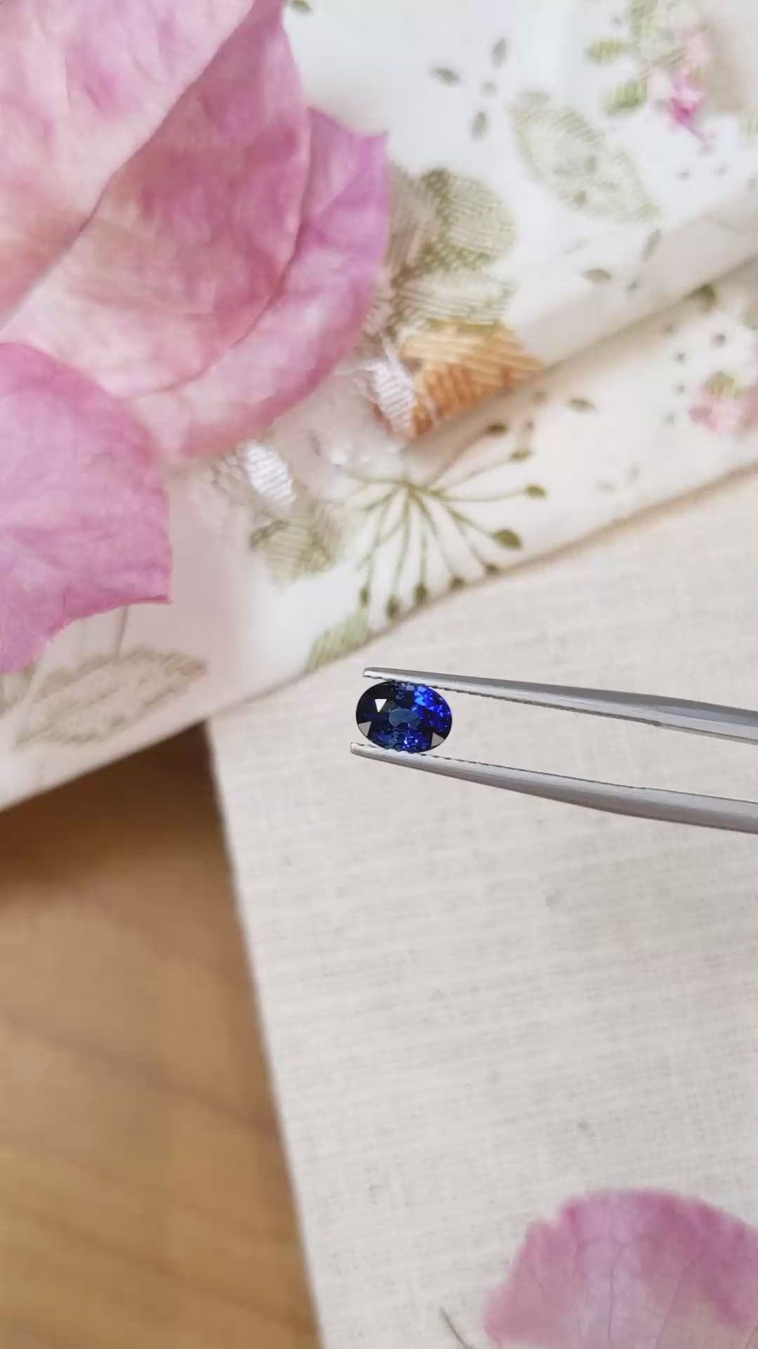 1.10 Ct. Blue Sapphire from Ceylon (Sri Lanka) Size Video