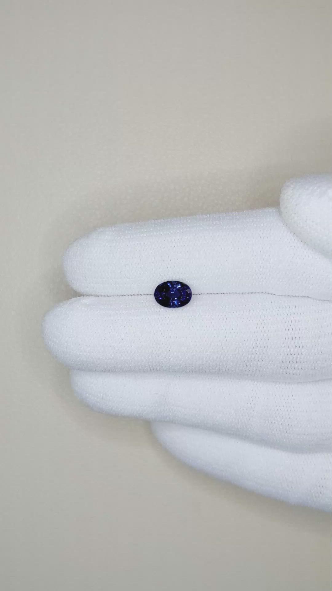 1.10 Ct. Blue Sapphire from Ceylon (Sri Lanka) Size Video
