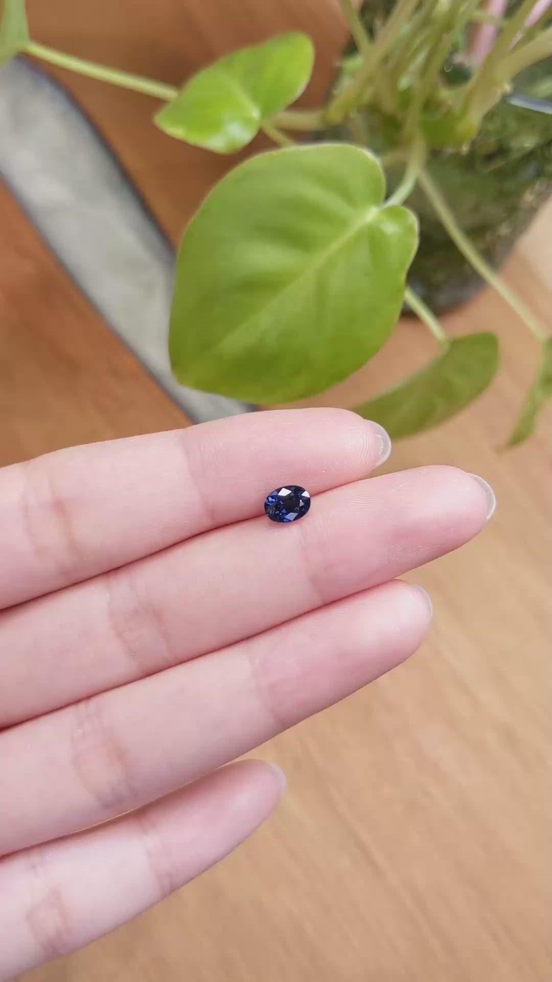 1.02 Ct. Blue Sapphire from Ceylon (Sri Lanka) Size Video