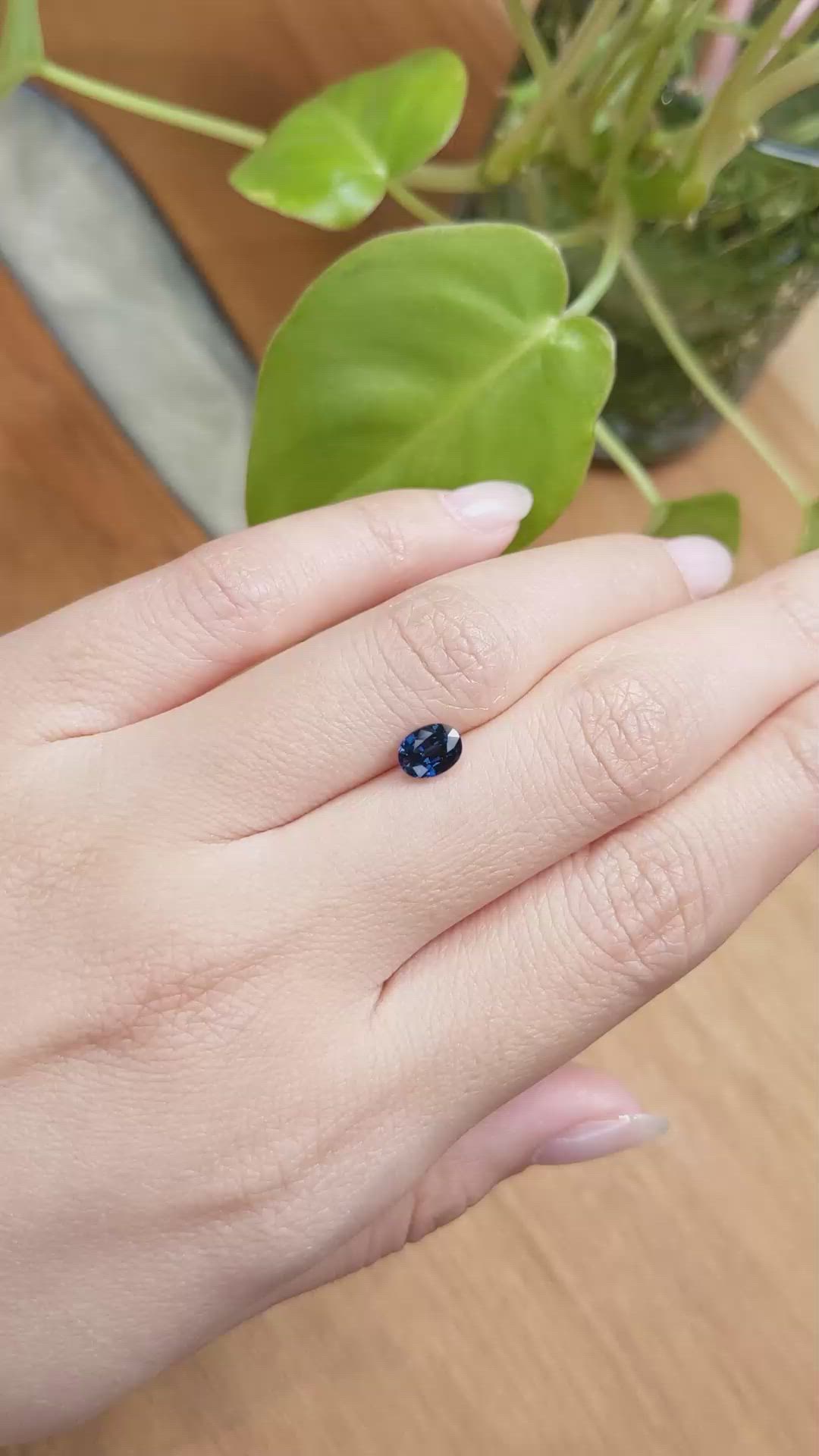 1.02 Ct. Blue Sapphire from Ceylon (Sri Lanka) Size Video