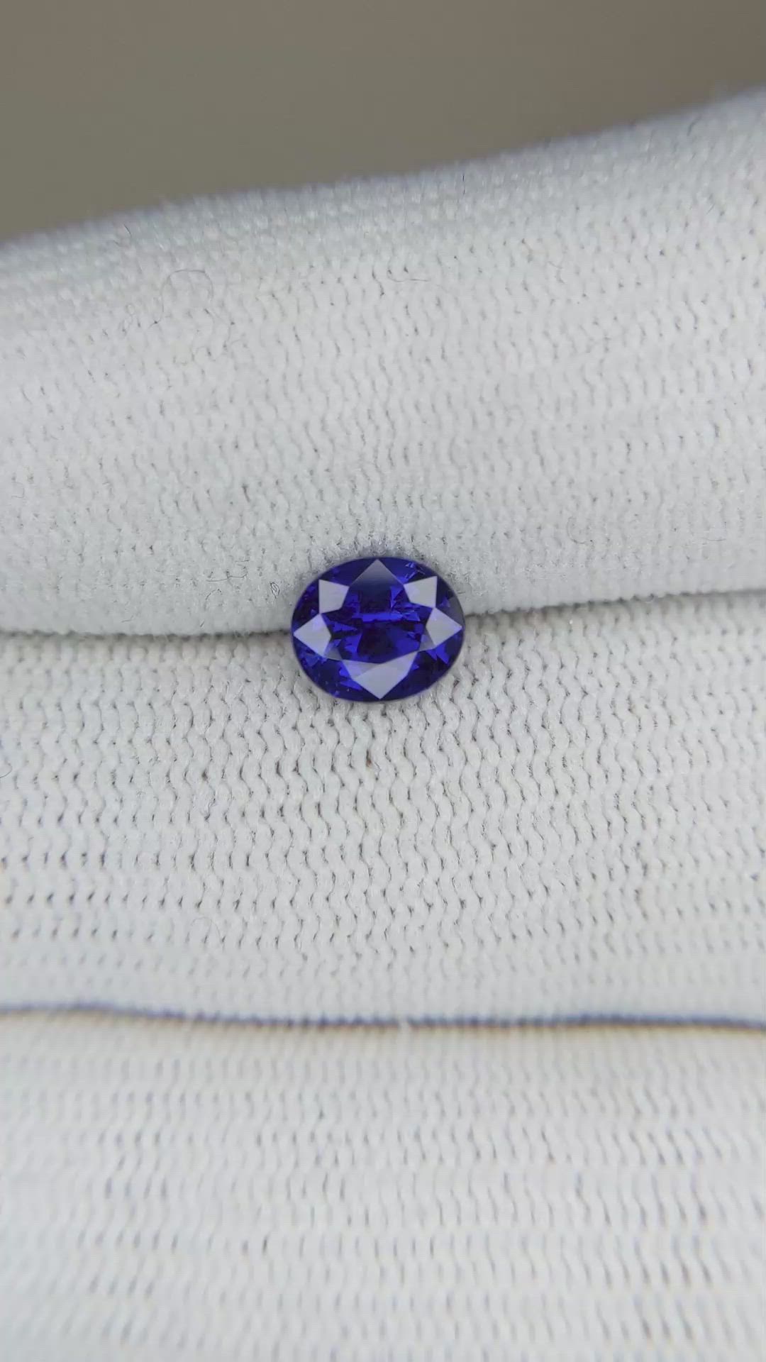 1.22 Ct. Blue Sapphire from Ceylon (Sri Lanka) Size Video