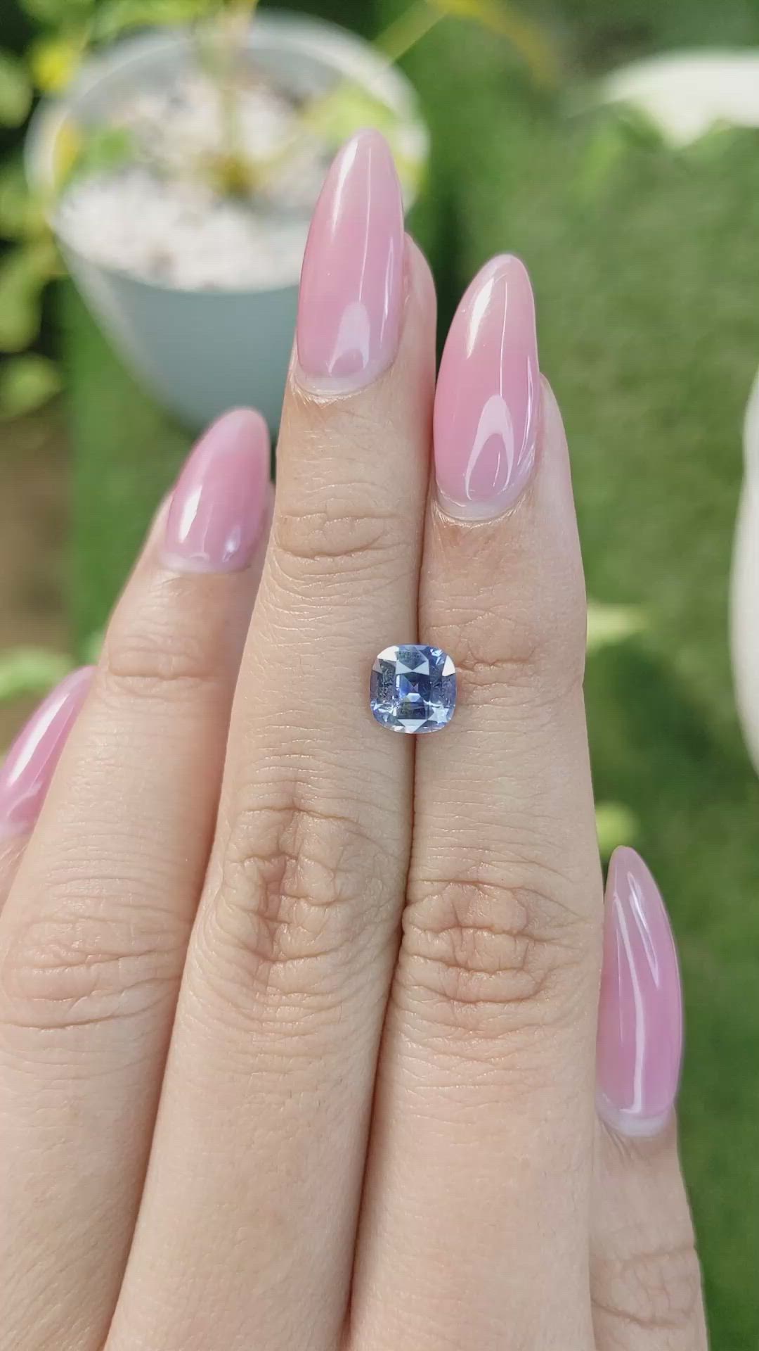 1.47 Ct. Bi Color / Parti Sapphire from Ceylon (Sri Lanka) Size Video