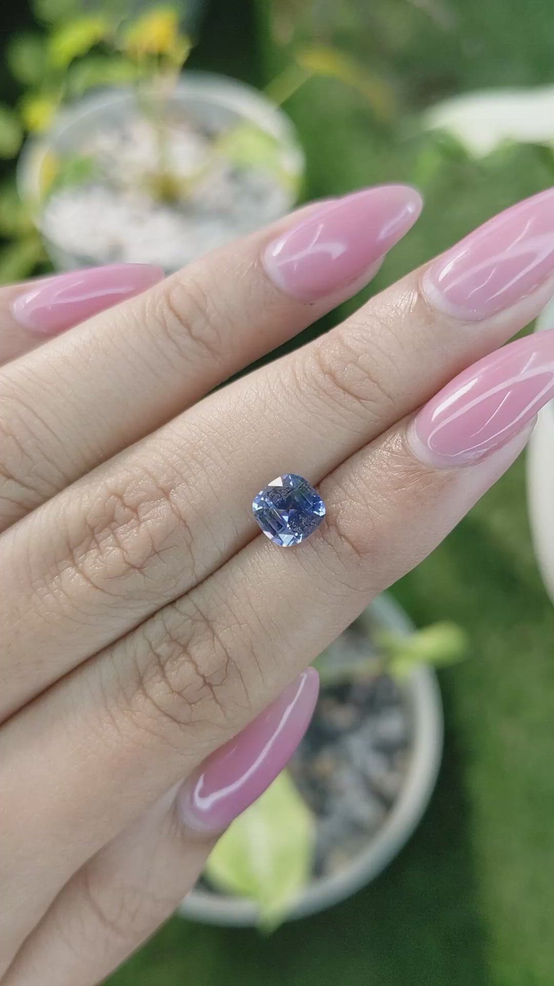 1.47 Ct. Bi Color / Parti Sapphire from Ceylon (Sri Lanka) Size Video