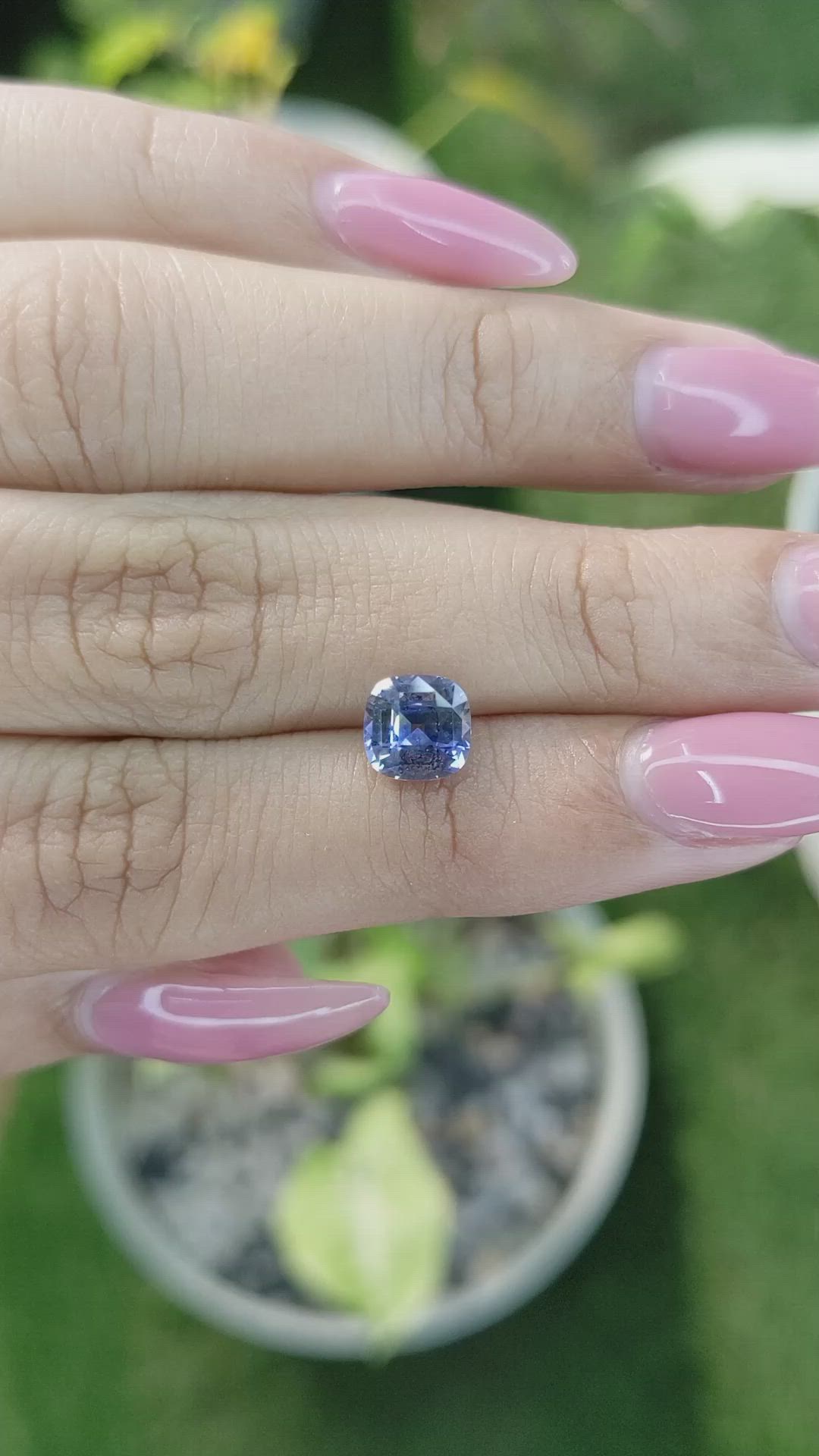 1.47 Ct. Bi Color / Parti Sapphire from Ceylon (Sri Lanka) Size Video