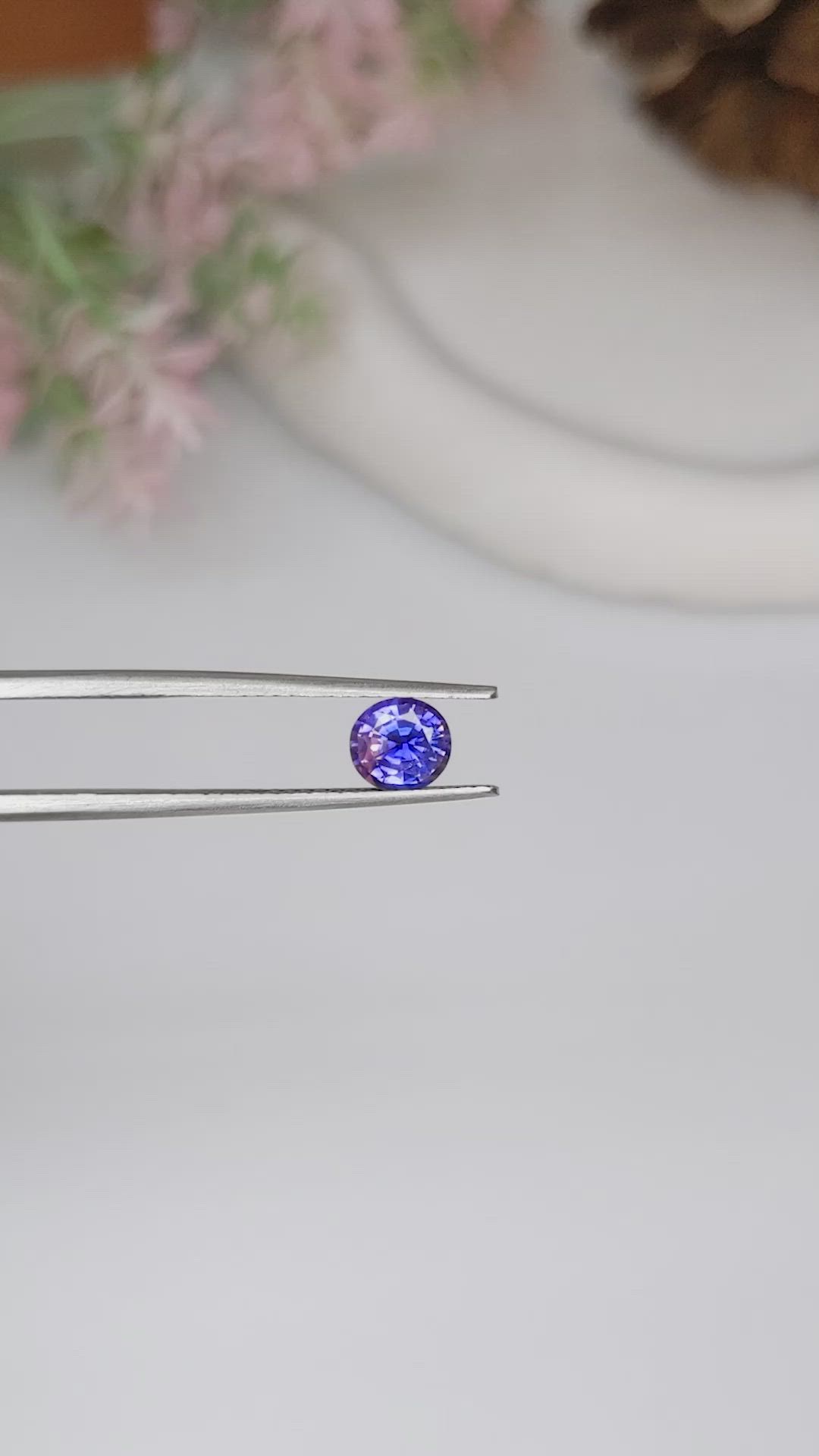 0.83 Ct. Bi Color Sapphire from Ceylon (Sri Lanka) Size Video