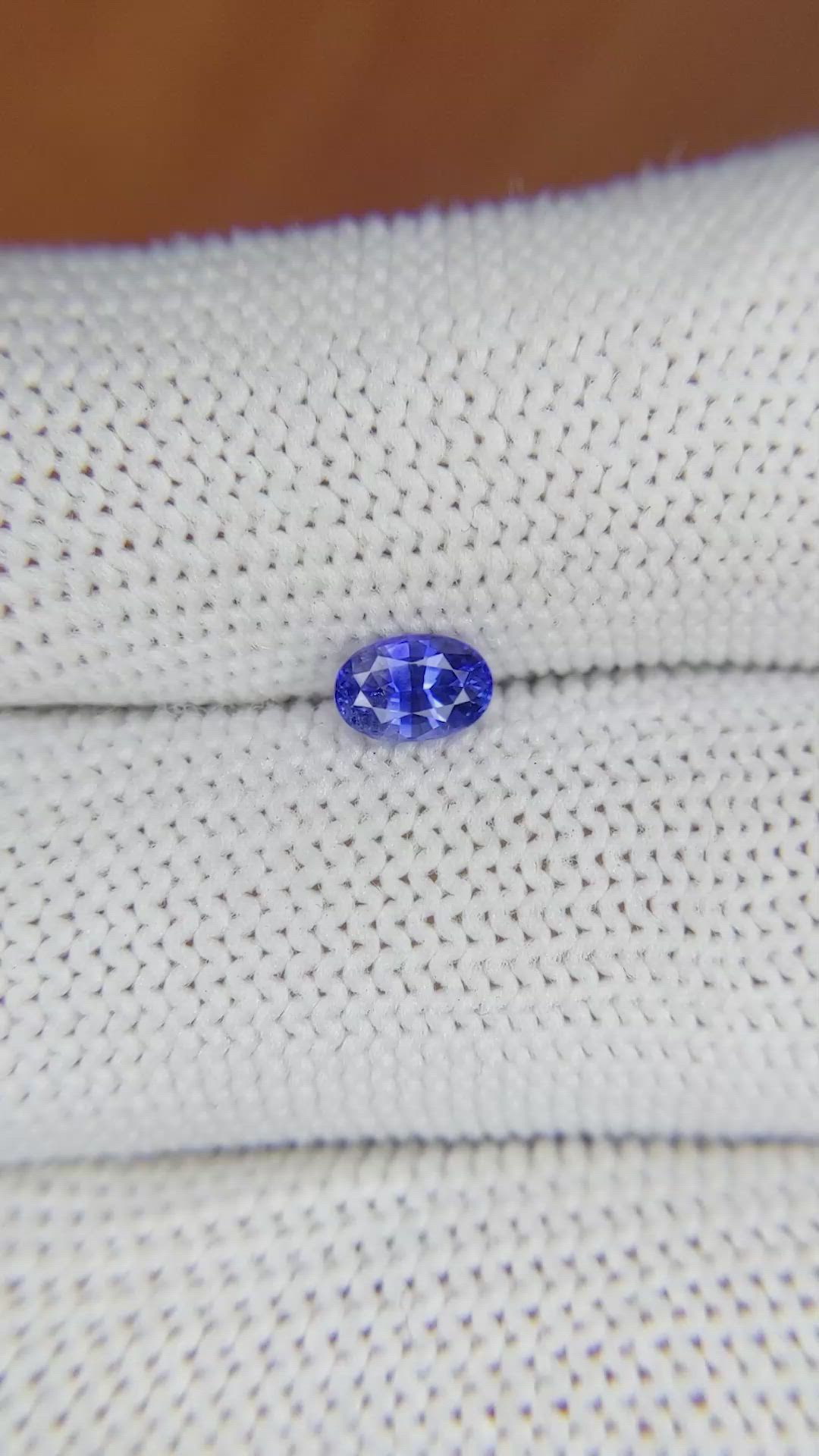 0.55 Ct. Blue Sapphire from Ceylon (Sri Lanka) Size Video