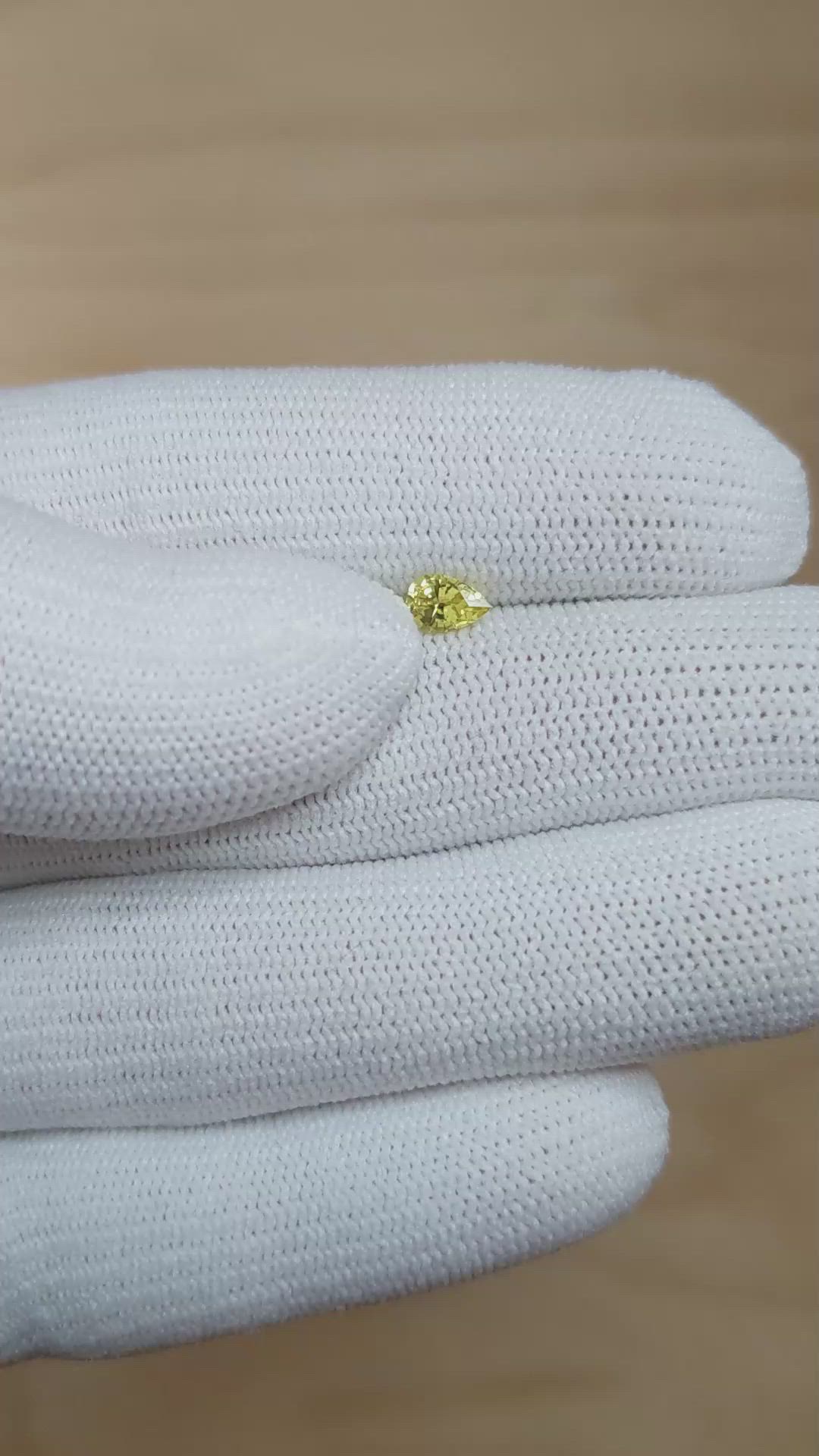 0.46 Ct. Greenish Yellow Sapphire from Ceylon (Sri Lanka) Size Video