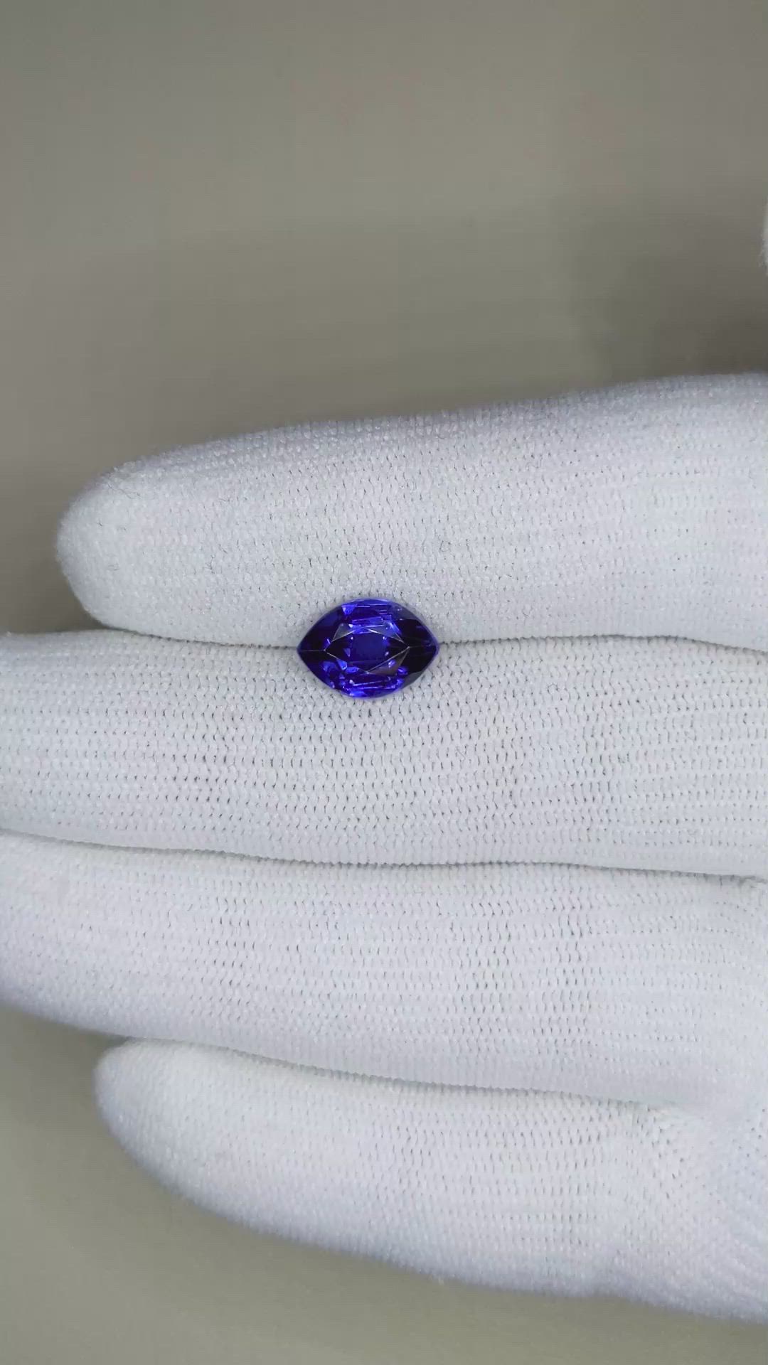 2.67 Ct. Blue Sapphire from Ceylon (Sri Lanka) Size Video
