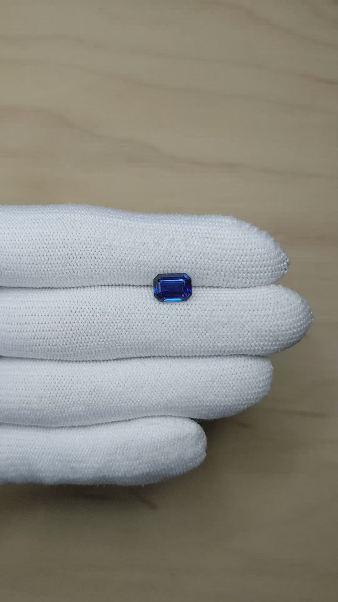 2.93 Ct. Blue Sapphire from Ceylon (Sri Lanka) Size Video
