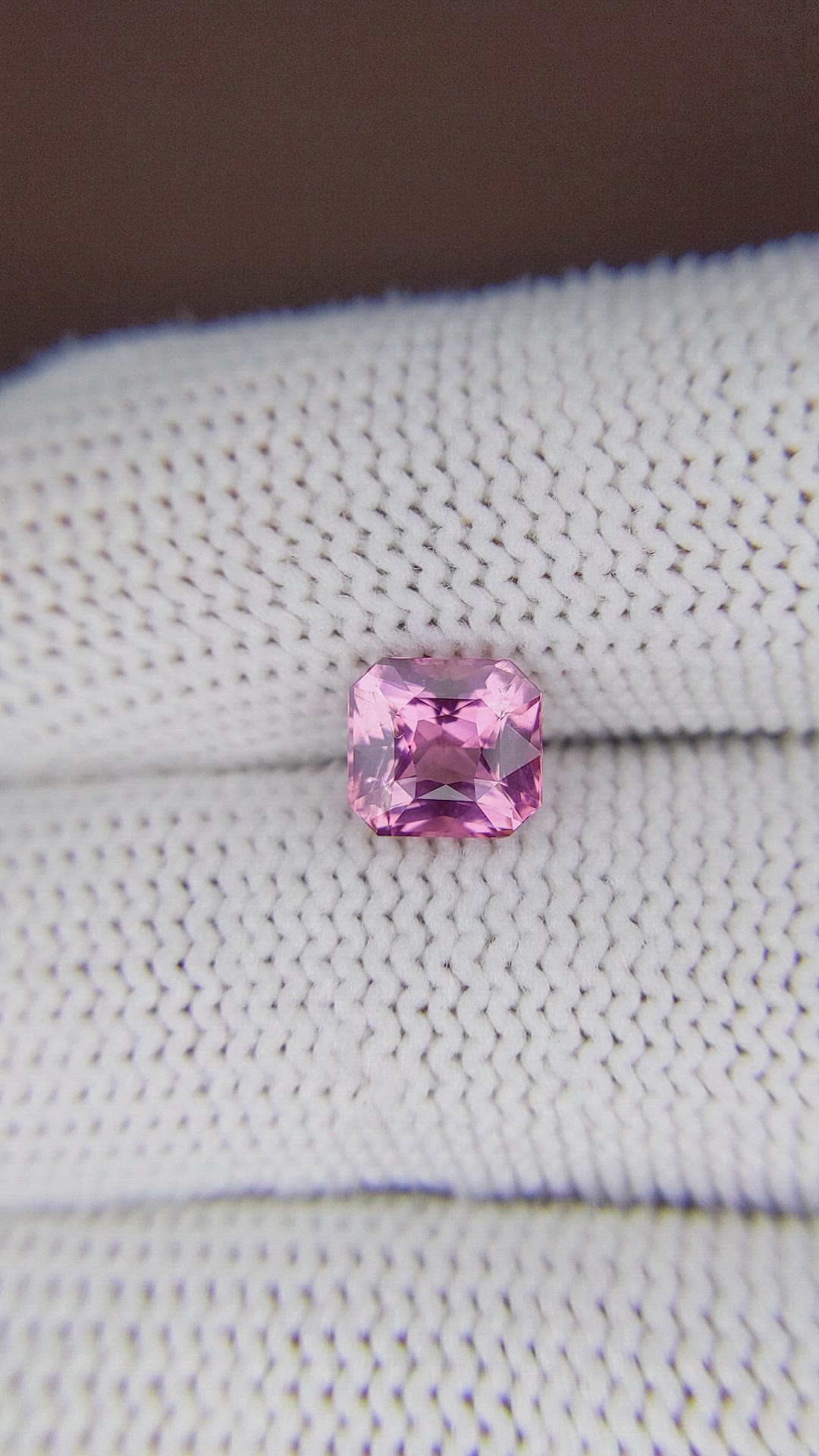 1.67 Ct. Pink Sapphire from Ceylon (Sri Lanka) Size Video