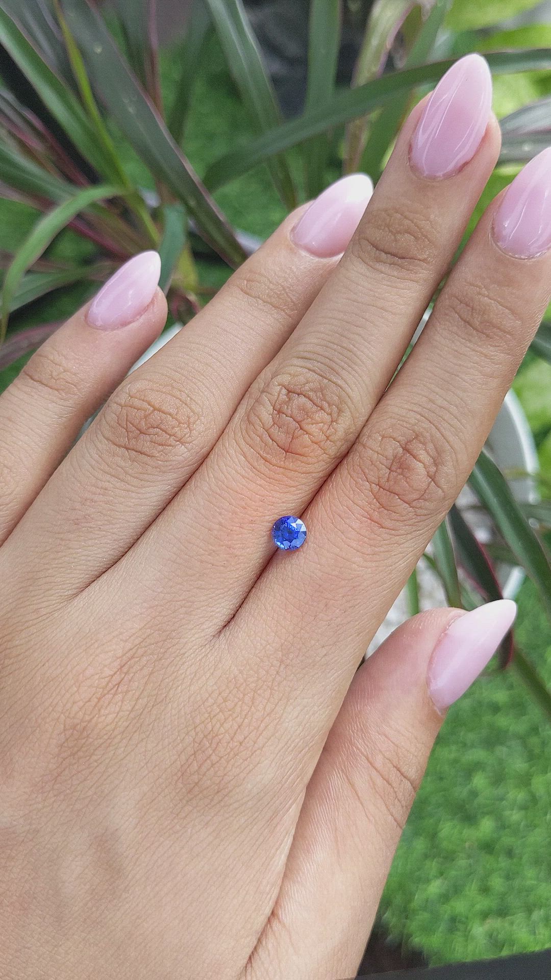 0.70 Ct. Blue Sapphire from Ceylon (Sri Lanka) Size Video