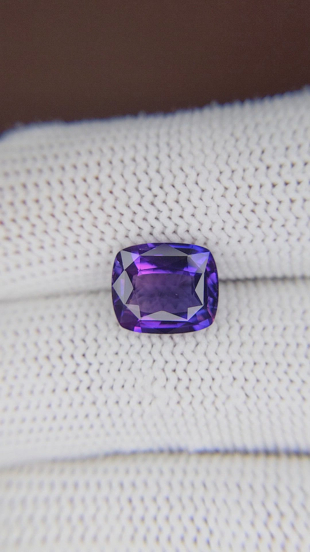 4.04 Ct. Bi Color Sapphire from Madagascar Size Video