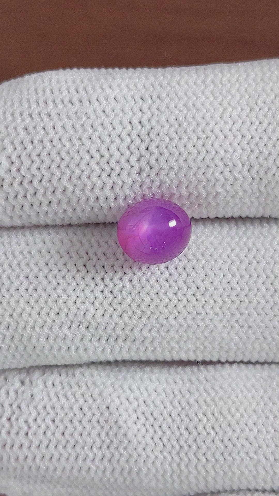 5.03 Ct. Pinkish Purple Star Sapphire from Ceylon (Sri Lanka) Size Video