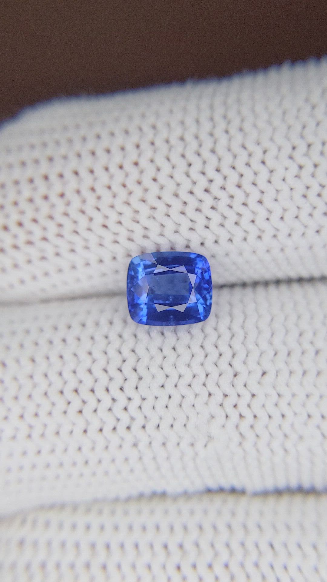1.64 Ct. Blue Sapphire from Ceylon (Sri Lanka) Size Video