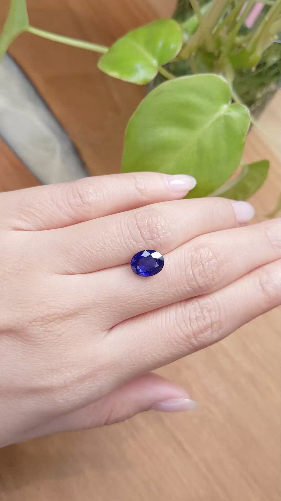 3.44 Ct. Blue Sapphire from Ceylon (Sri Lanka) Size Video