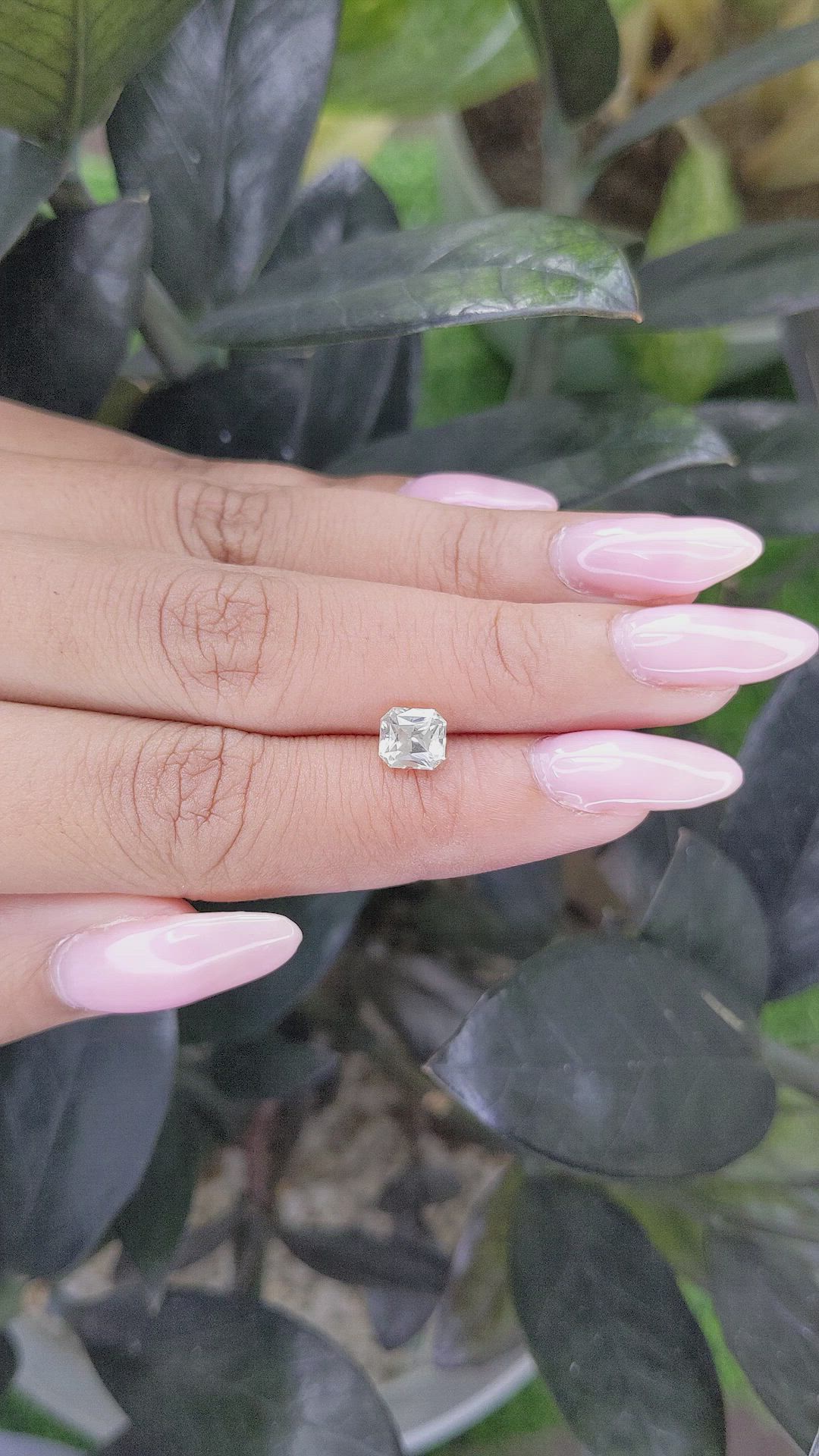 1.39 Ct. Yellow Sapphire from Ceylon (Sri Lanka) Size Video