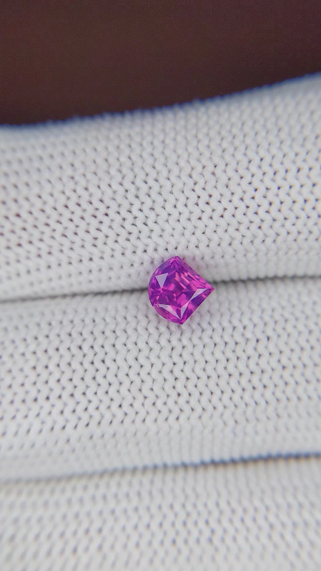 1.15 Ct. Purplish Pink Sapphire from Ceylon (Sri Lanka) Size Video