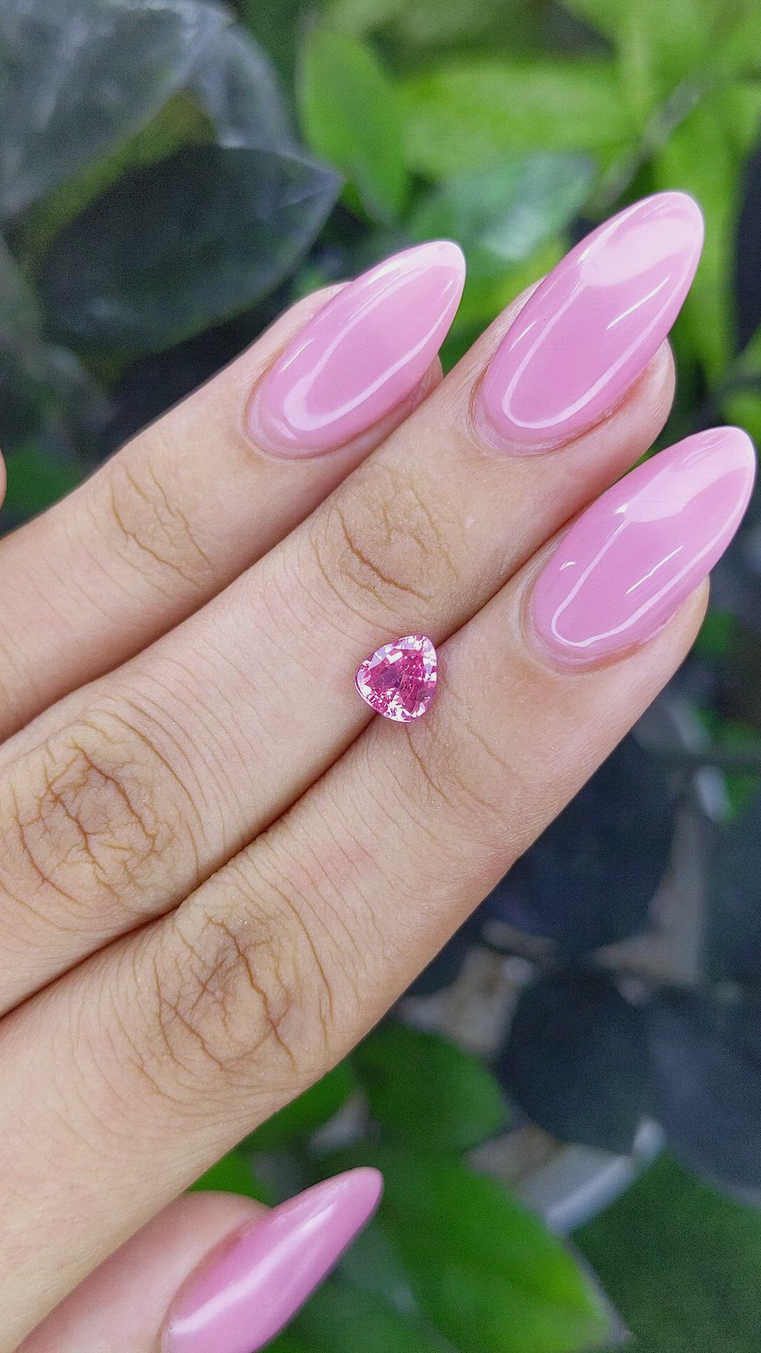1.03 Ct. Pink Sapphire from Ceylon (Sri Lanka) Size Video