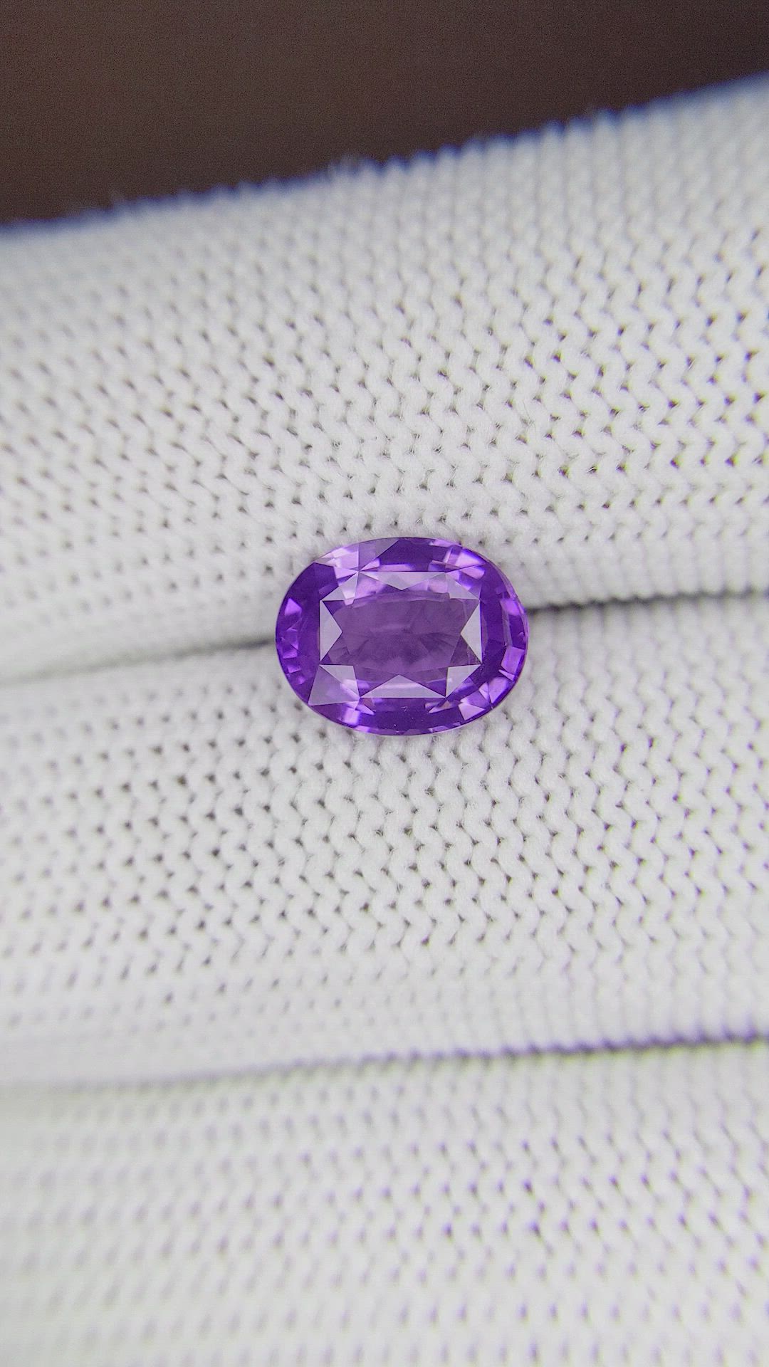 2.65 Ct. Color Change Sapphire from Ceylon (Sri Lanka) Size Video