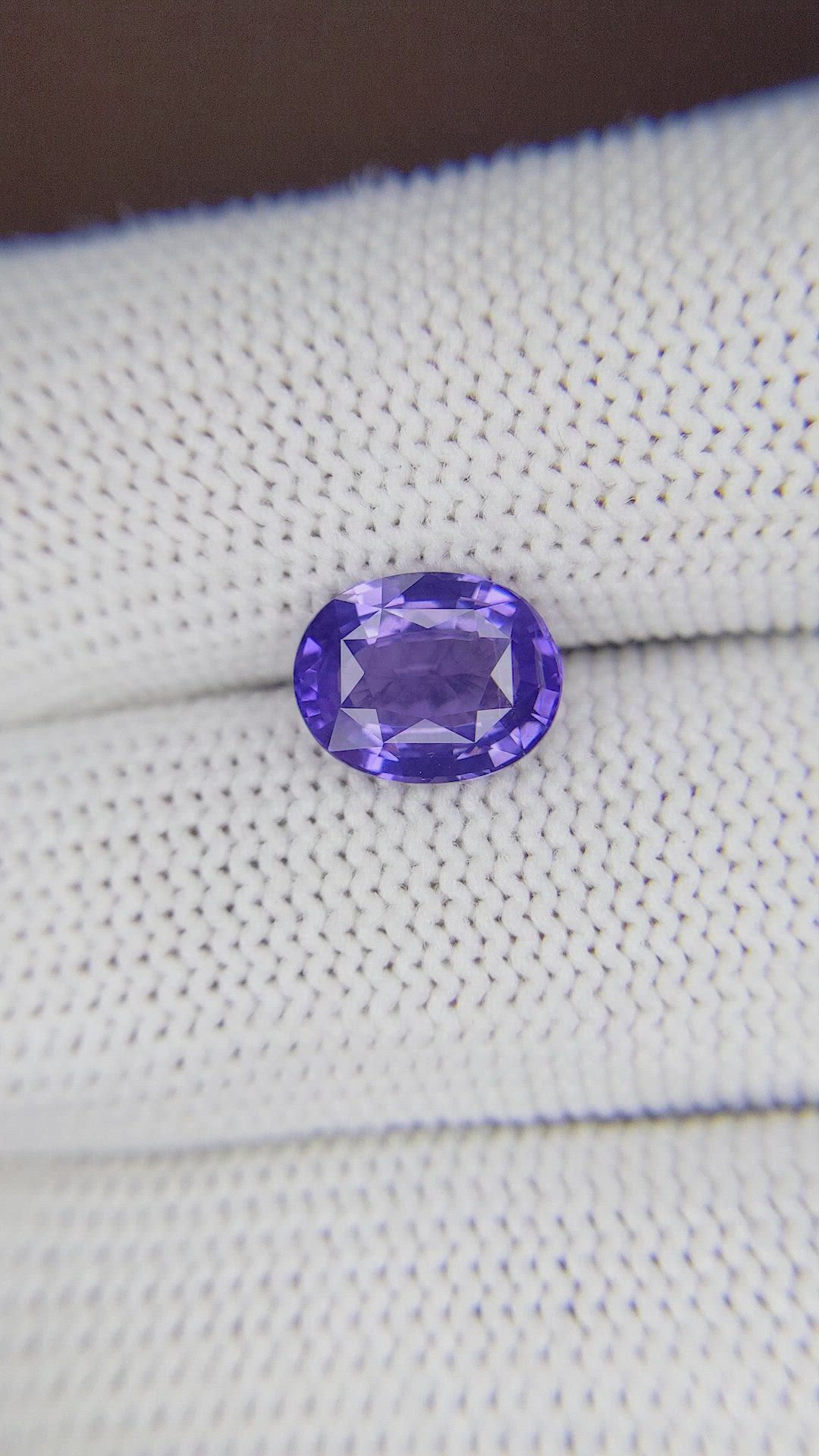2.65 Ct. Color Change Sapphire from Ceylon (Sri Lanka) Size Video