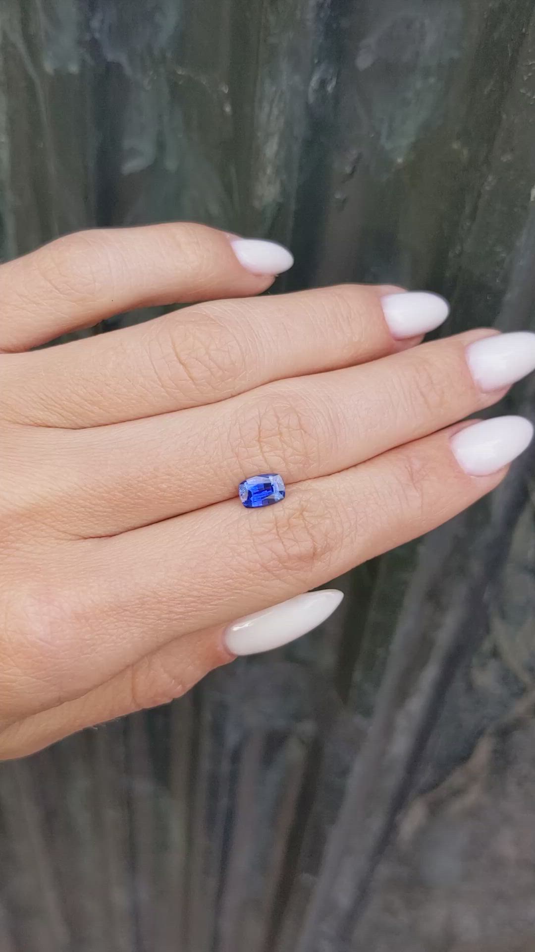 0.89 Ct. Blue Sapphire from Ceylon (Sri Lanka) Size Video