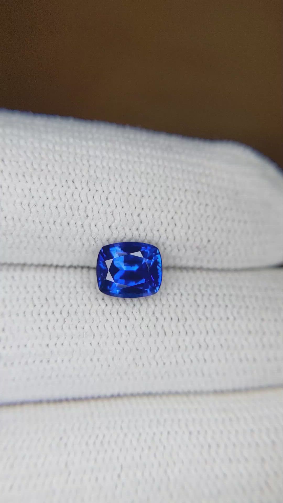 1.85 Ct. Blue Sapphire from Ceylon (Sri Lanka) Size Video