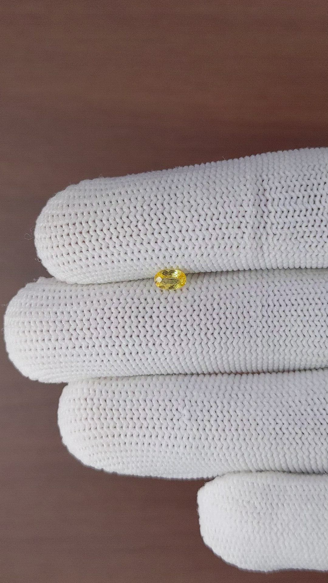 0.27 Ct. Yellow Sapphire from Ceylon (Sri Lanka) Size Video