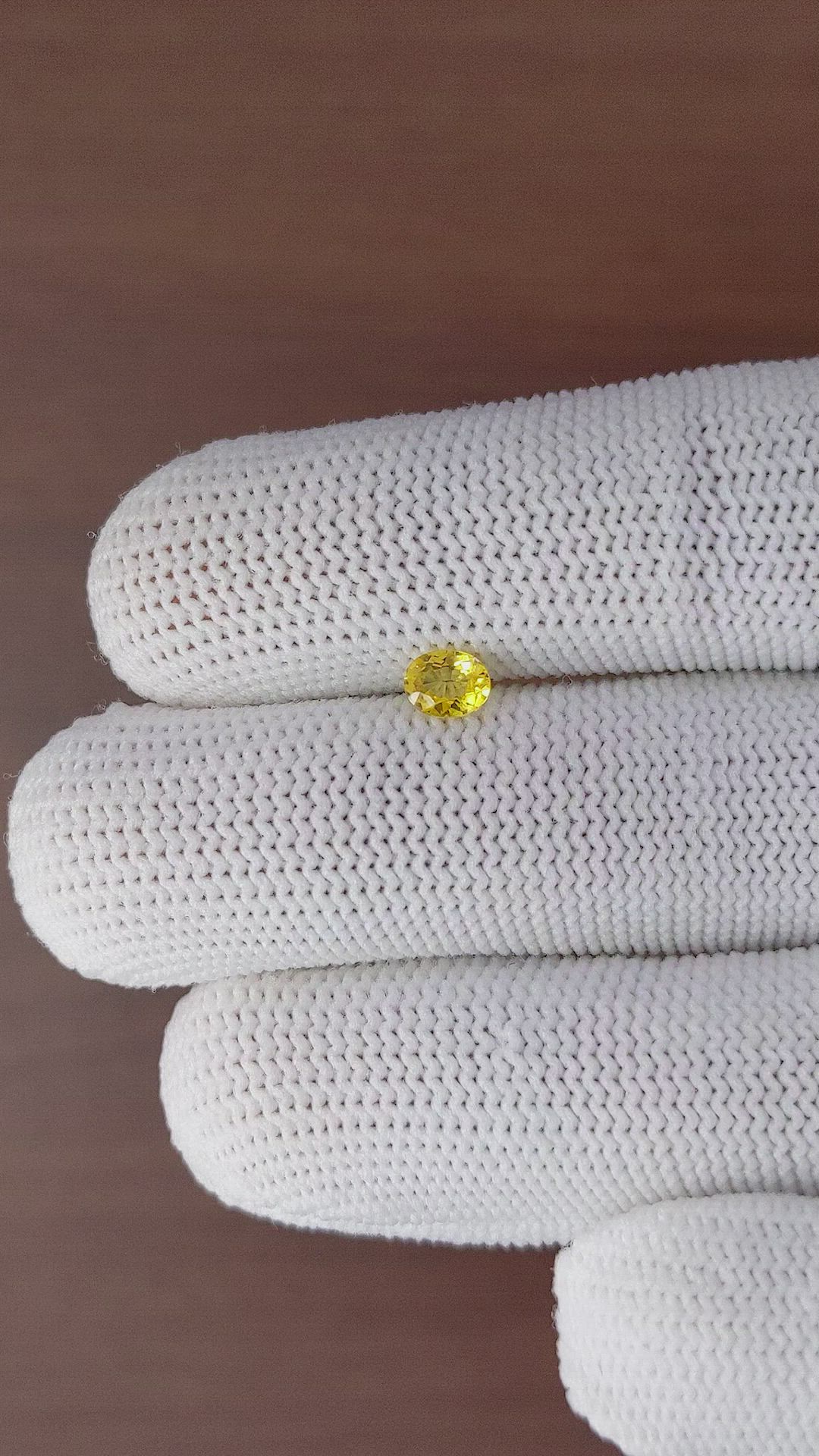 0.38 Ct. Yellow Sapphire from Ceylon (Sri Lanka) Size Video
