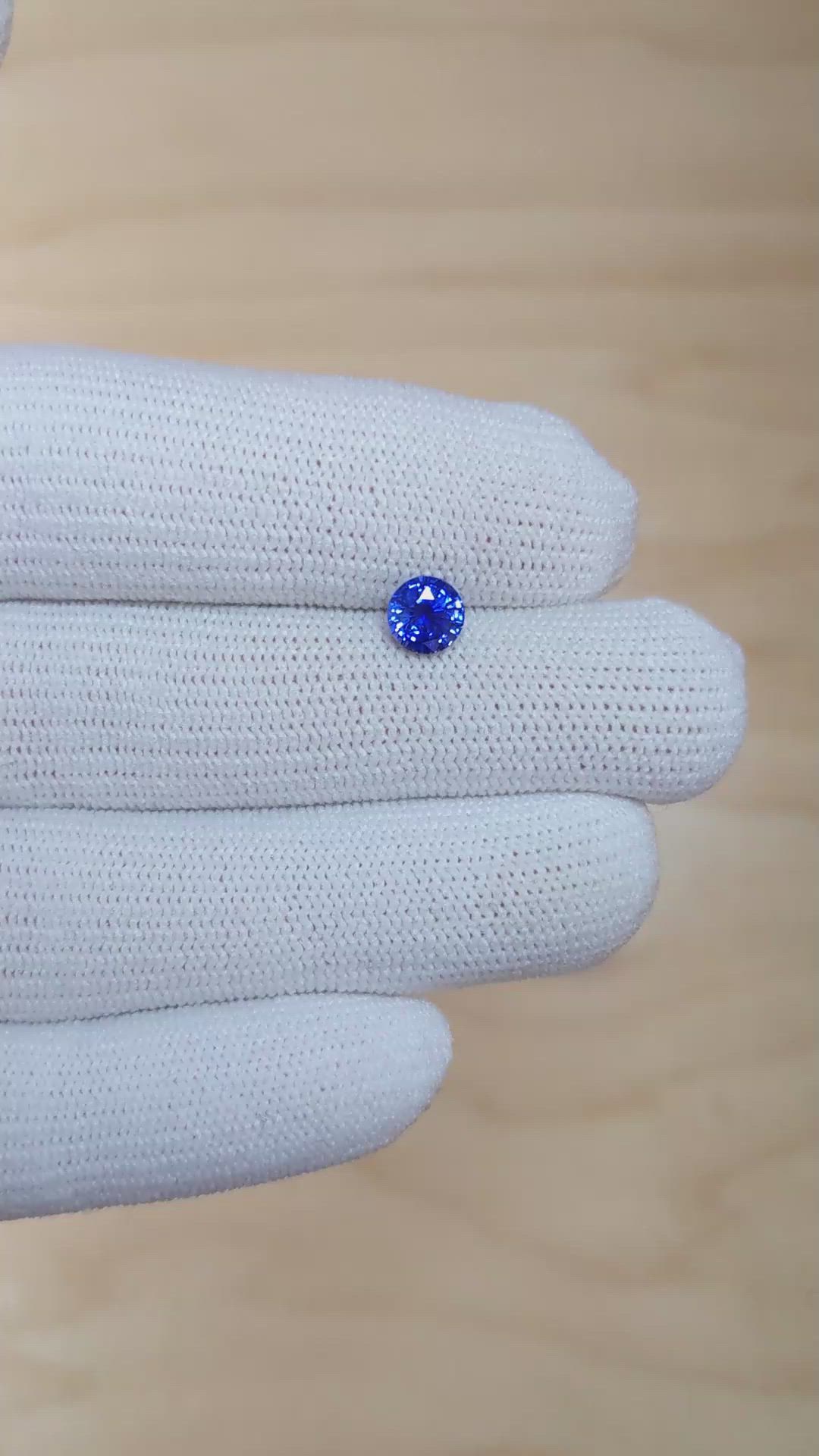 1.08 Ct. Blue Sapphire from Ceylon (Sri Lanka) Size Video