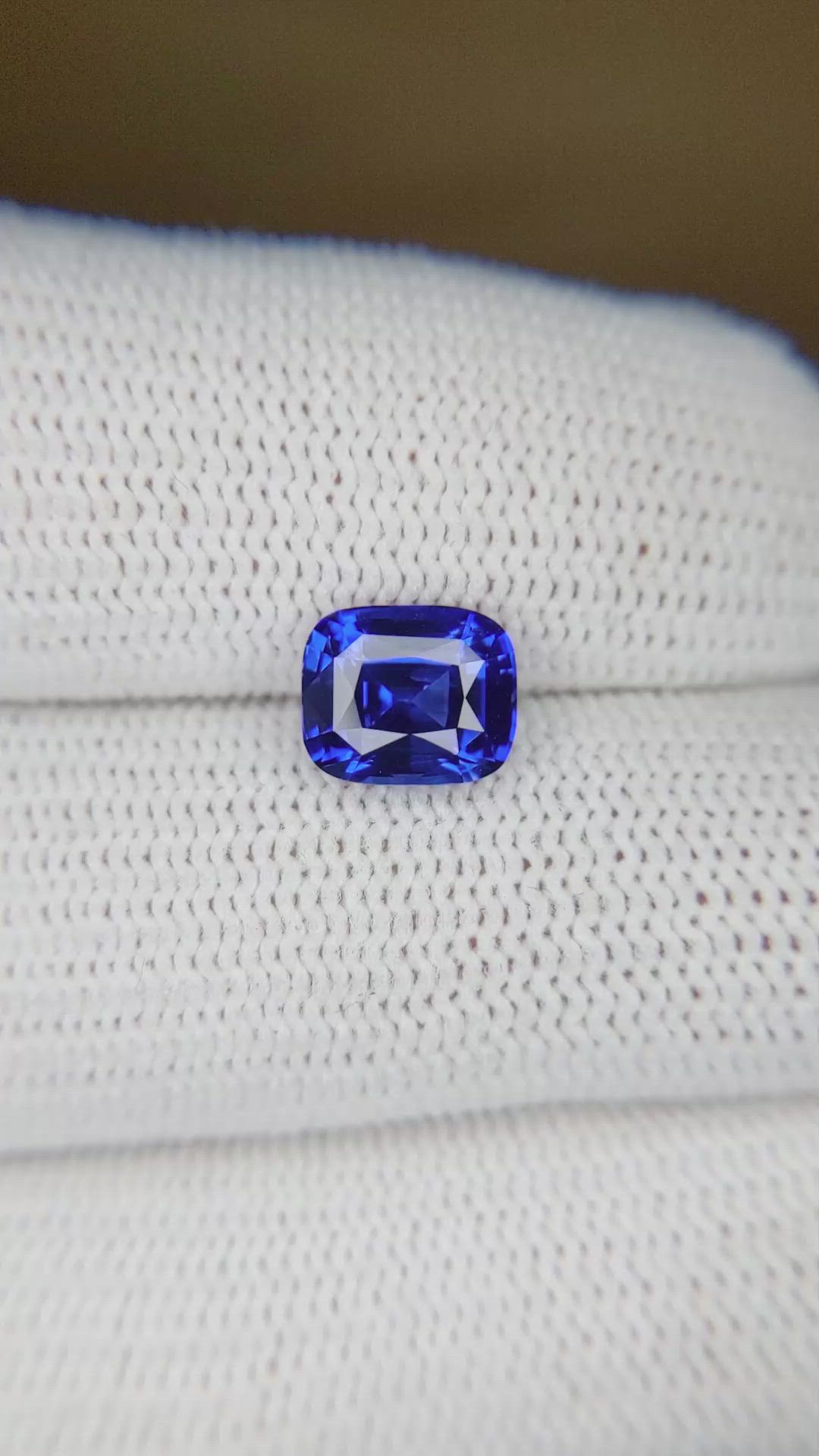 2.38 Ct. Blue Sapphire from Ceylon (Sri Lanka) Size Video