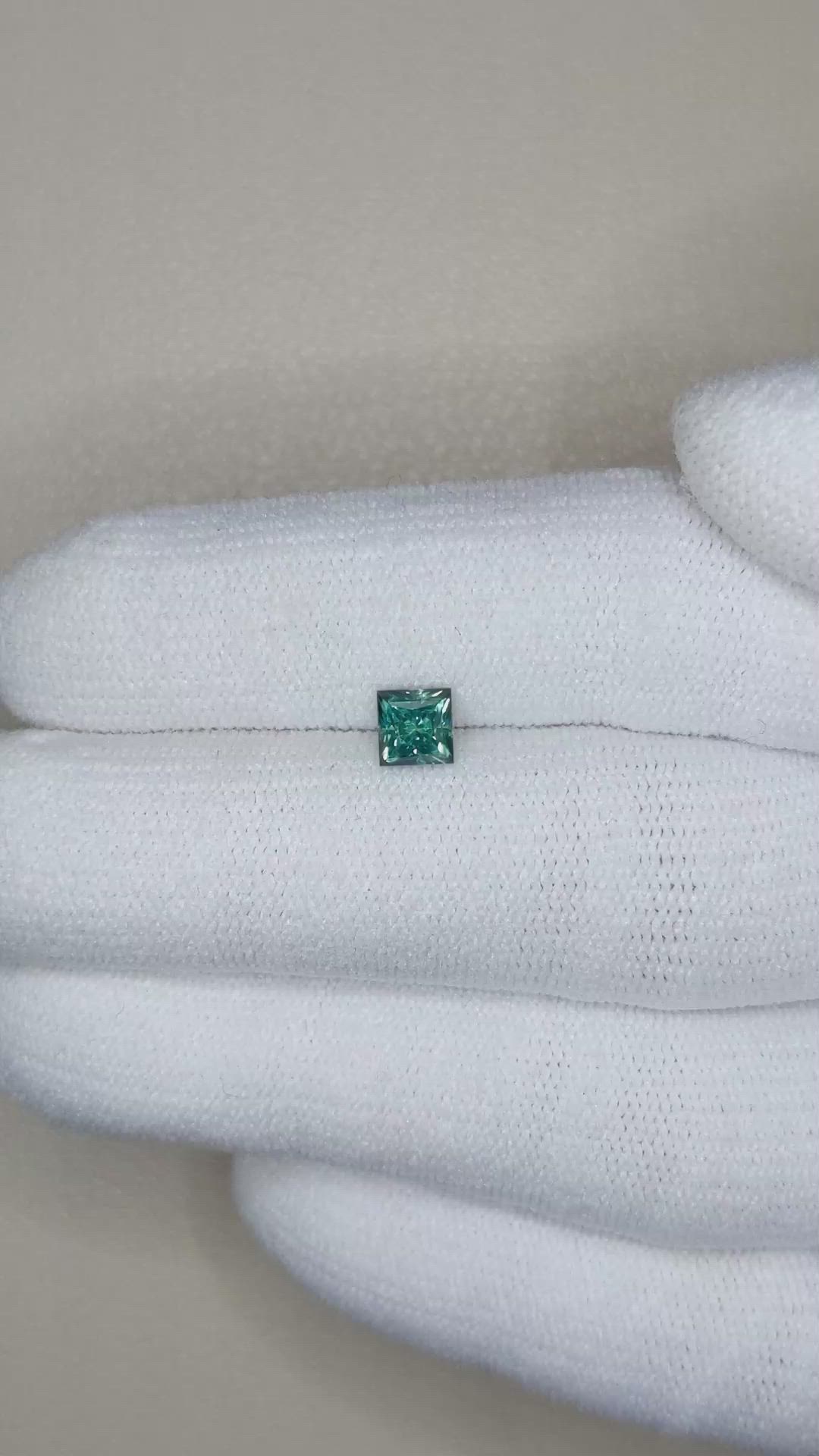 0.67 Ct. Bluish Green Sapphire from Montana Size Video