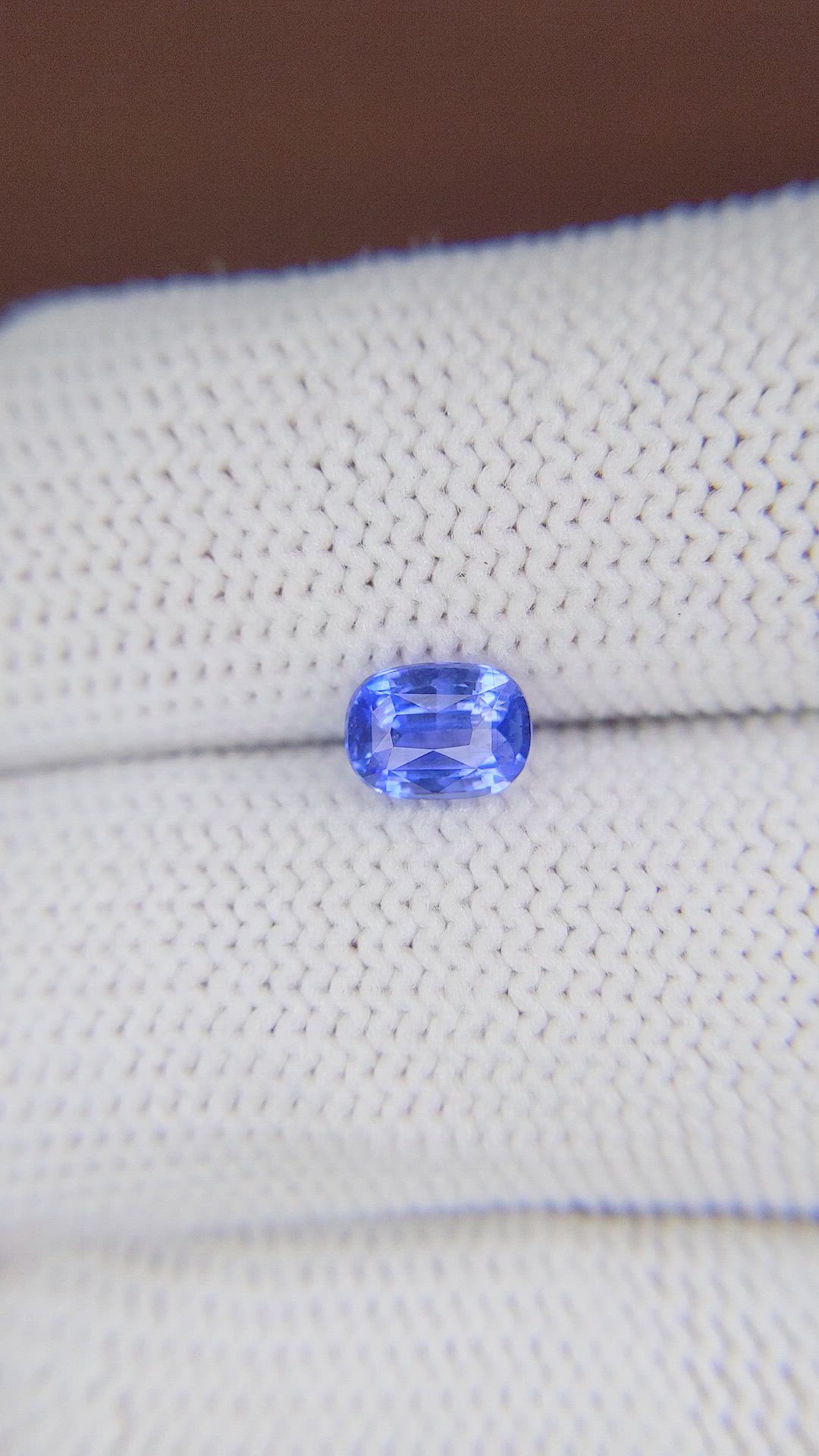 1.13 Ct. Blue Sapphire from Ceylon (Sri Lanka) Size Video