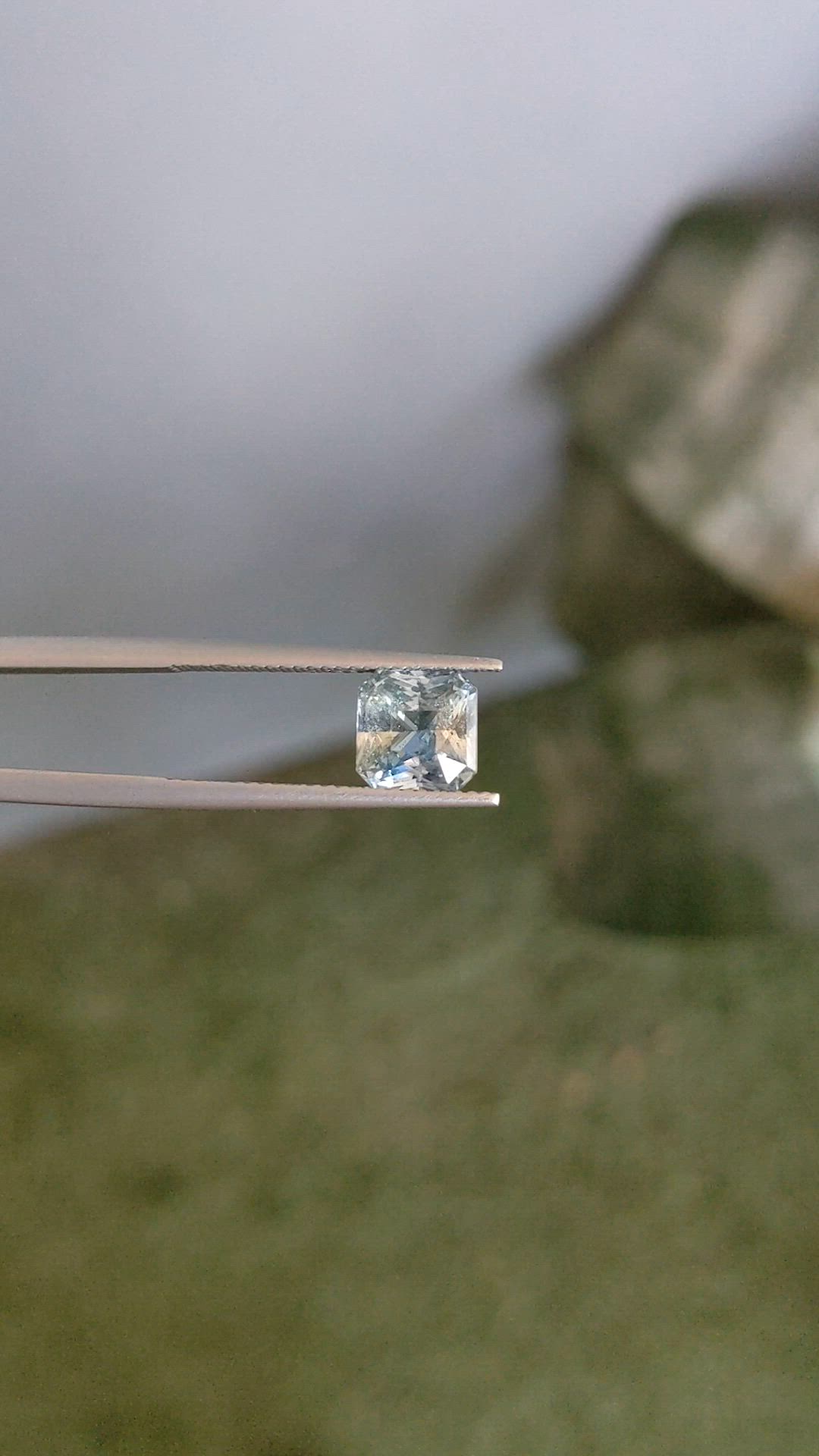 2.75 Ct. Greenish Blue Sapphire from Ceylon (Sri Lanka) Size Video
