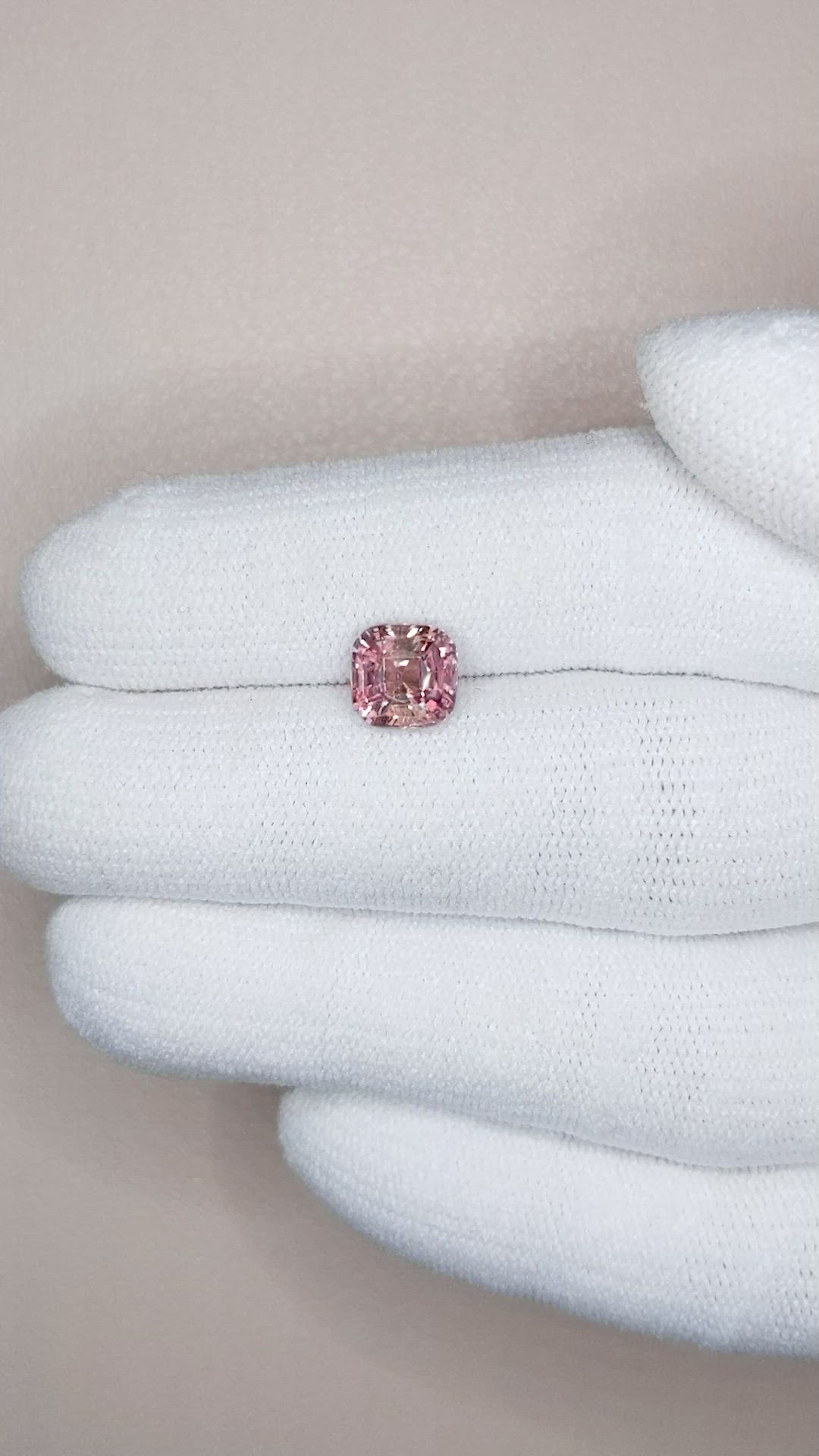 2.02 Ct. Padparadscha Sapphire from Ceylon (Sri Lanka) Size Video