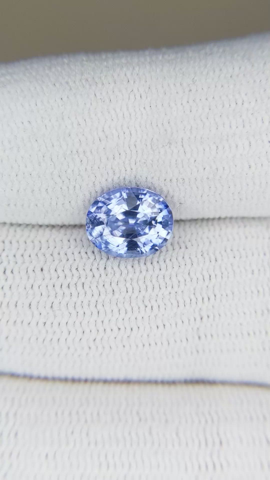 2.21 Ct. Blue Sapphire from Ceylon (Sri Lanka) Size Video