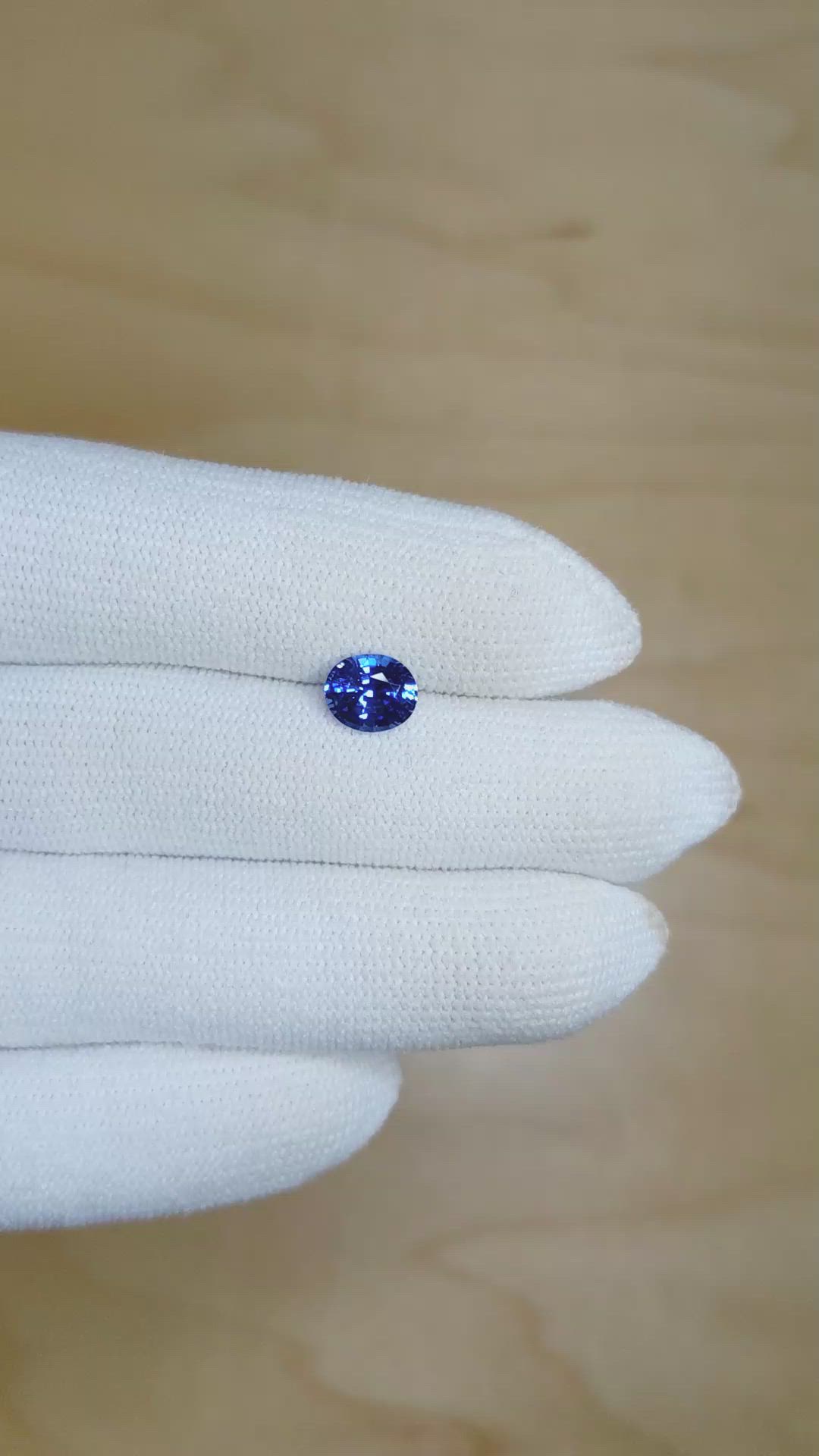 1.27 Ct. Blue Sapphire from Ceylon (Sri Lanka) Size Video