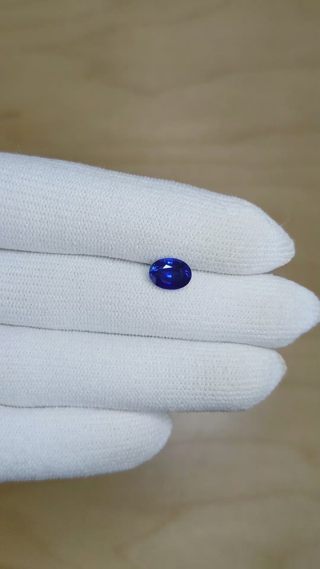 1.82 Ct. Blue Sapphire from Ceylon (Sri Lanka) Size Video