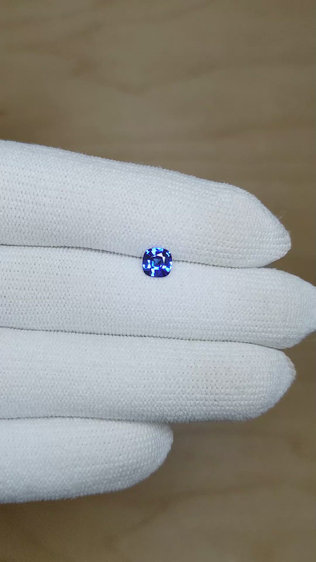 0.60 Ct. Blue Sapphire from Ceylon (Sri Lanka) Size Video