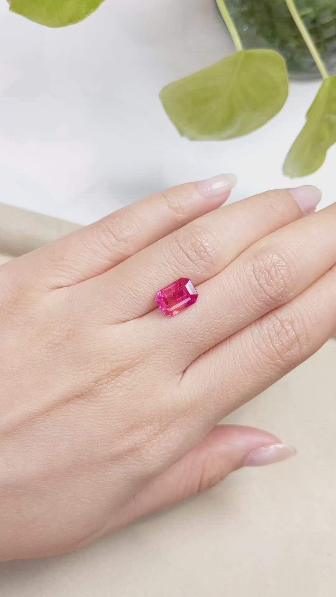 3.46 Ct. Bi Color Sapphire from Thailand Size Video