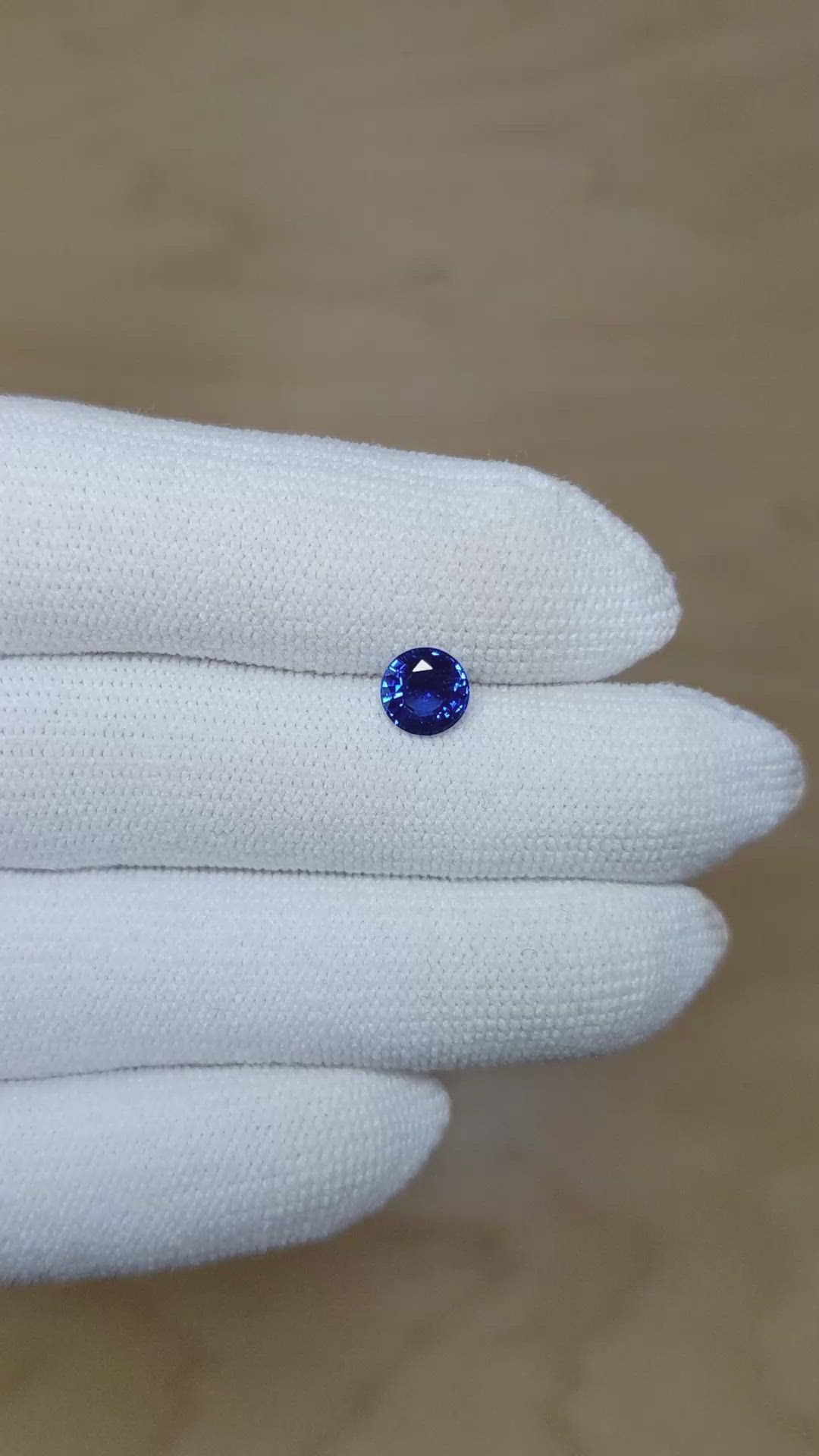 1.09 Ct. Blue Sapphire from Ceylon (Sri Lanka) Size Video