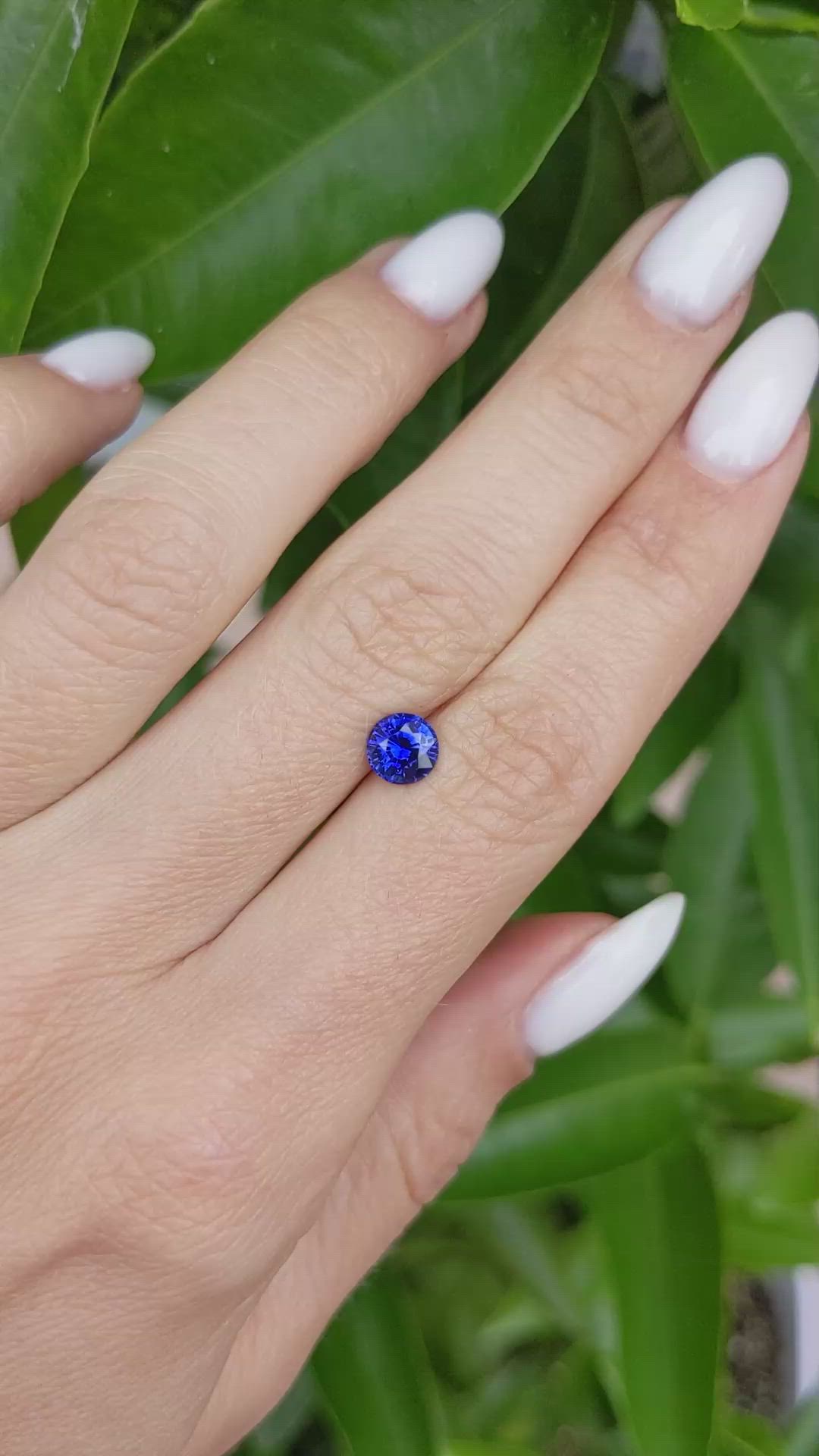 1.01 Ct. Blue Sapphire from Ceylon (Sri Lanka) Size Video