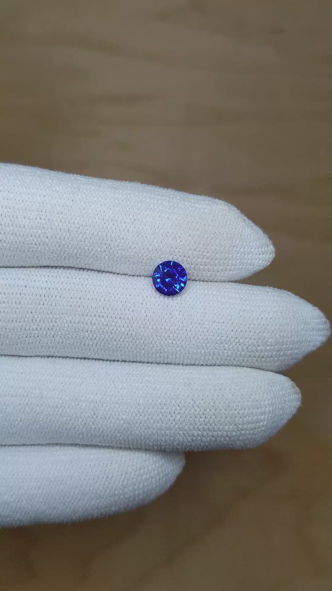 1.15 Ct. Blue Sapphire from Ceylon (Sri Lanka) Size Video