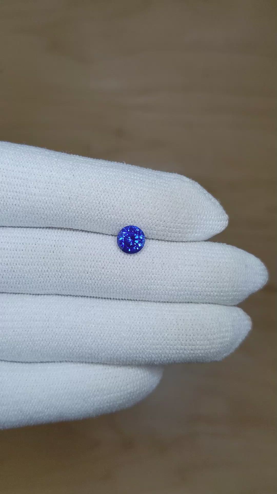 1.36 Ct. Blue Sapphire from Ceylon (Sri Lanka) Size Video