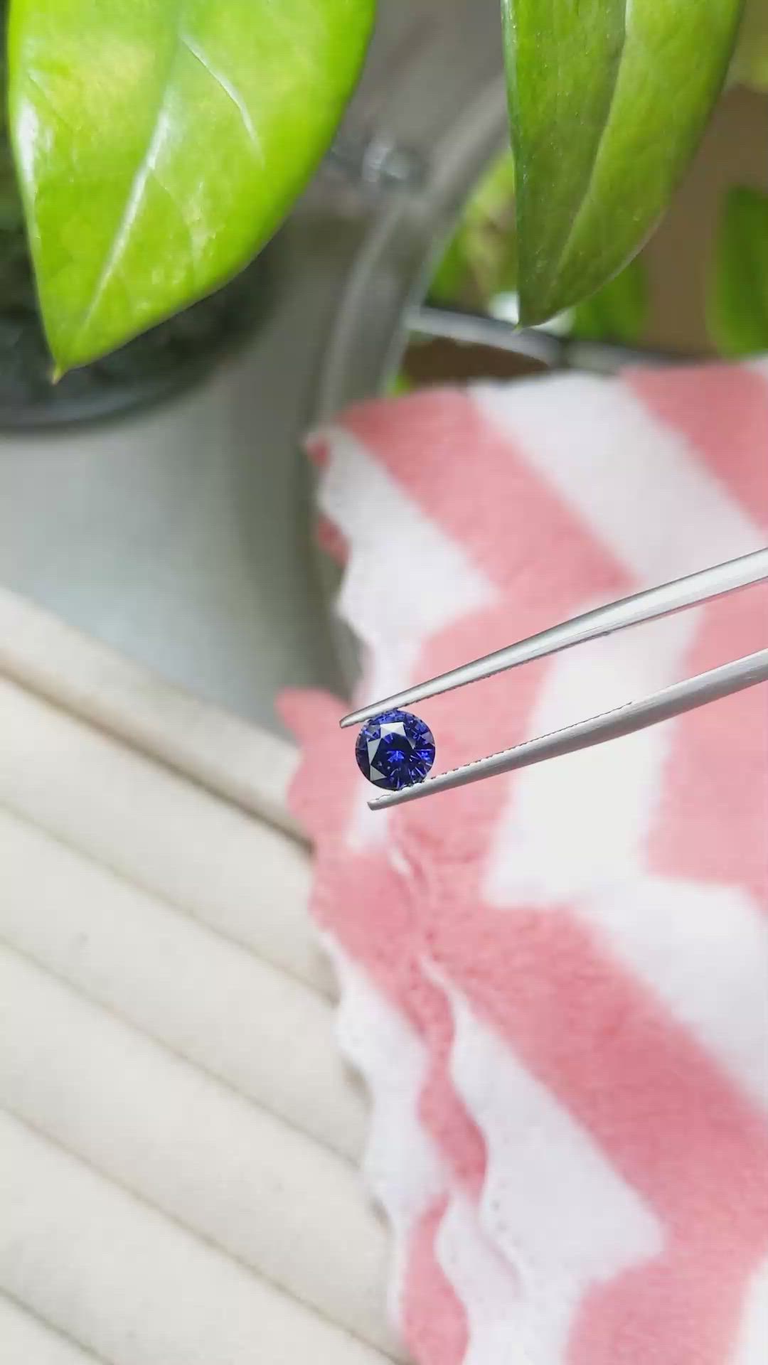 1.13 Ct. Blue Sapphire from Ceylon (Sri Lanka) Size Video